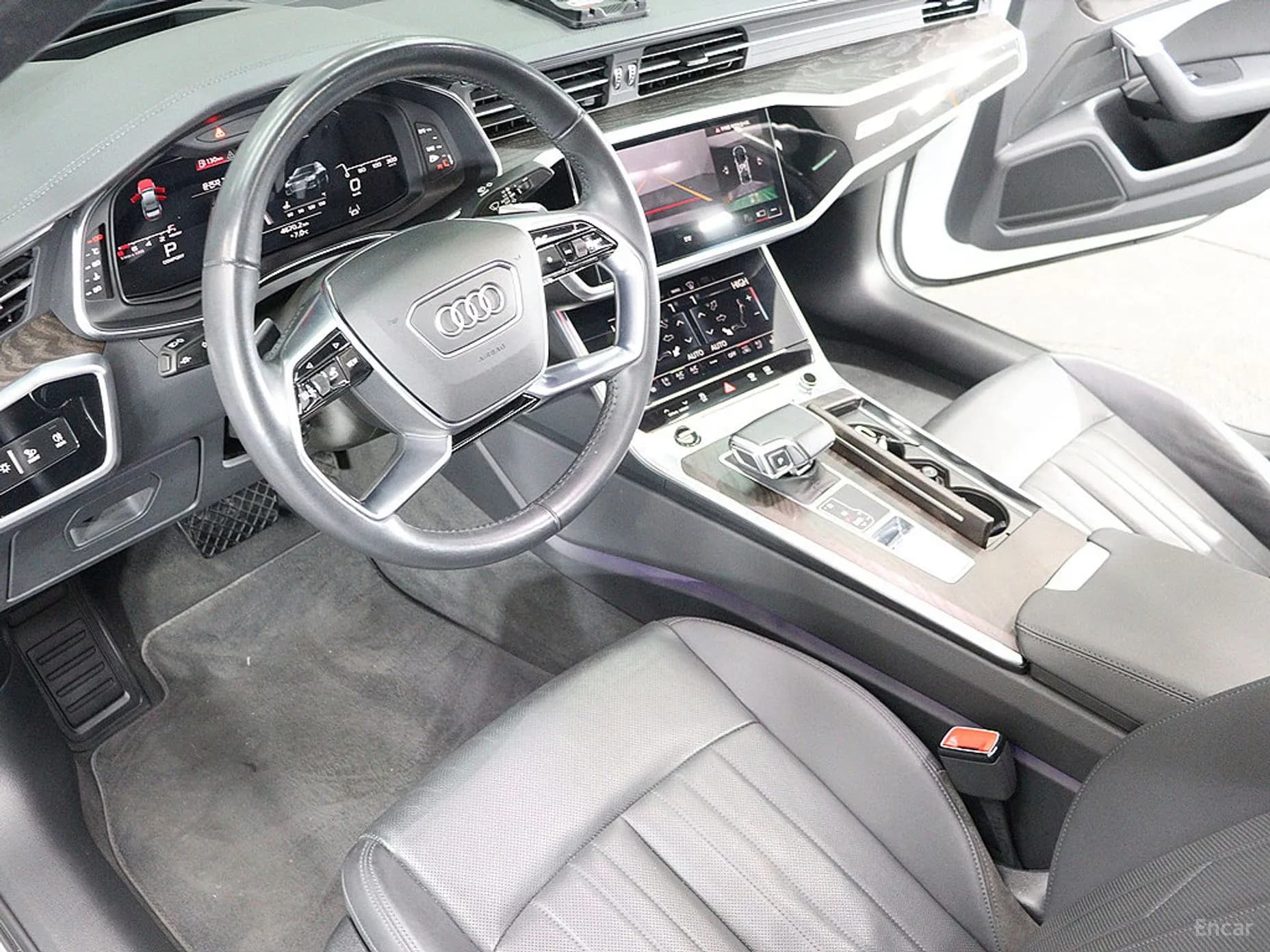 A6 (C8)