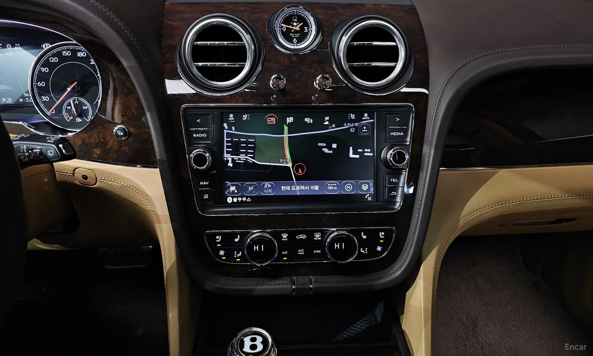 Bentayga