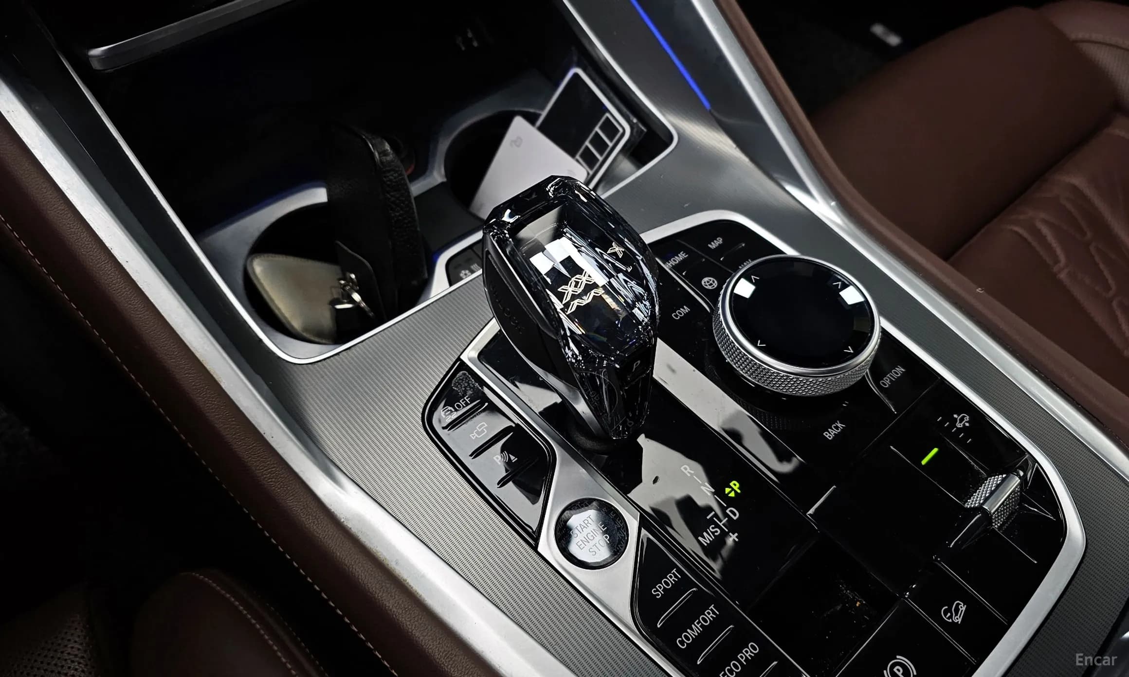 X6 (G06)