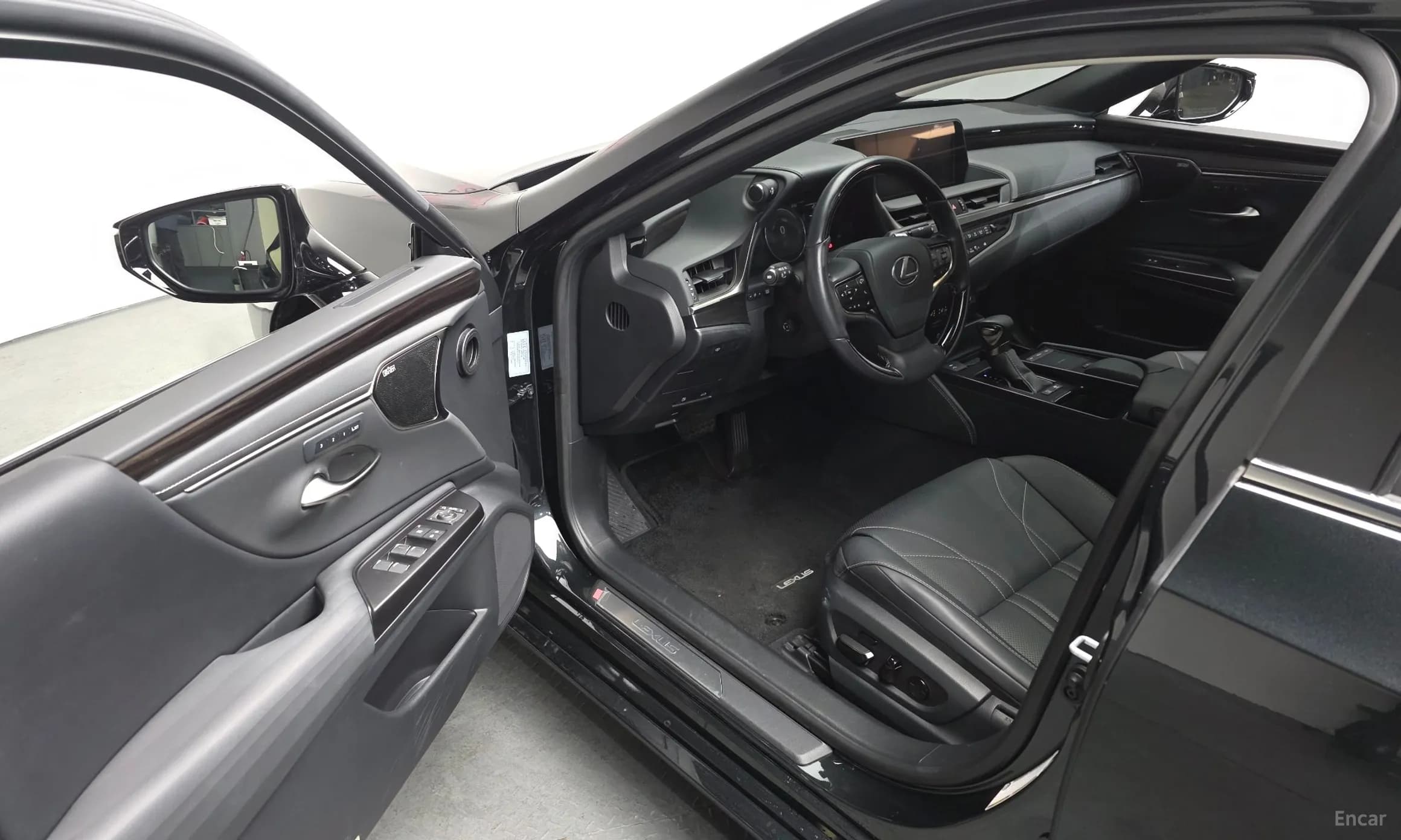 ES300h 7th Generation