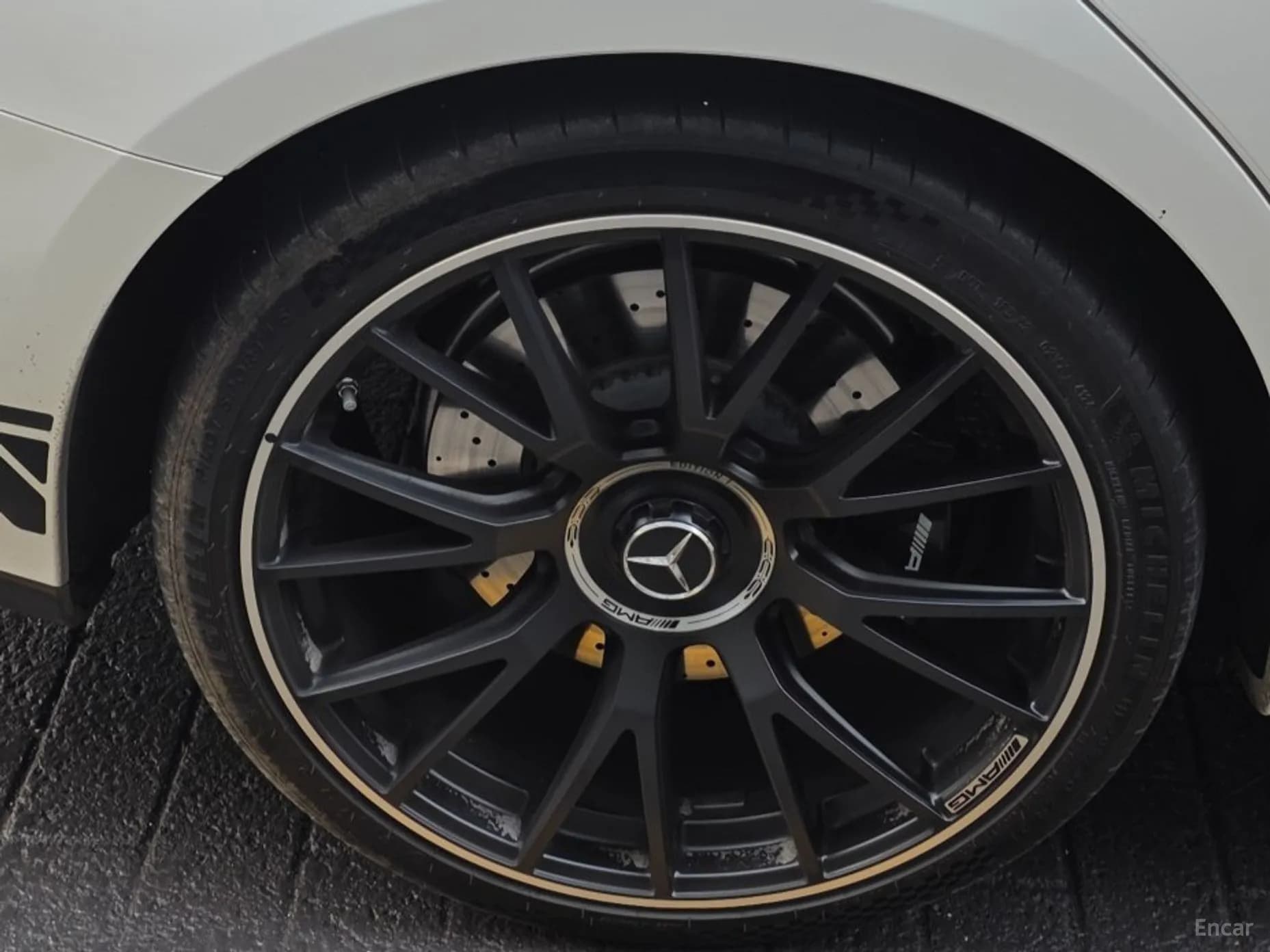 E-Class W214