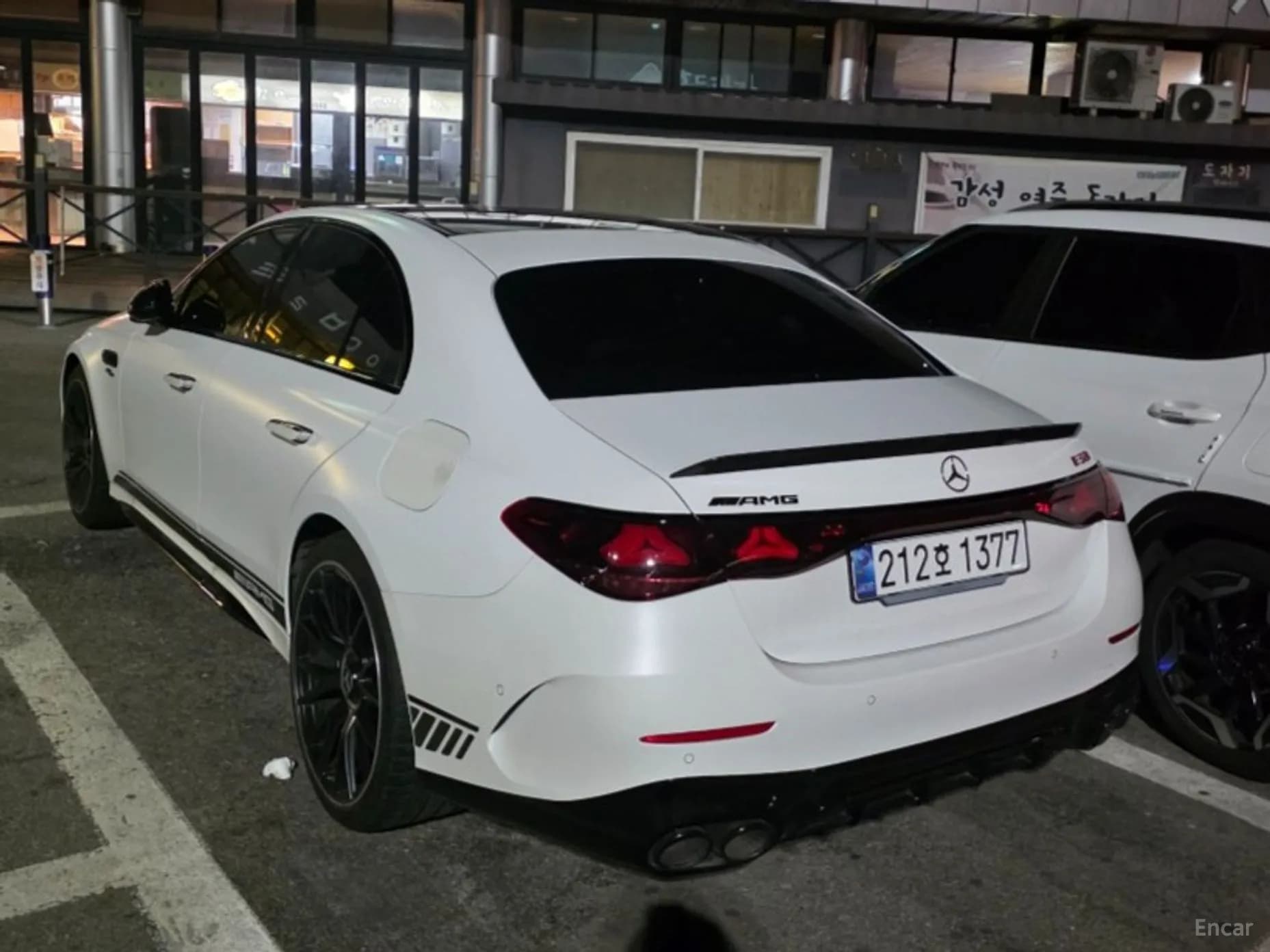 E-Class W214