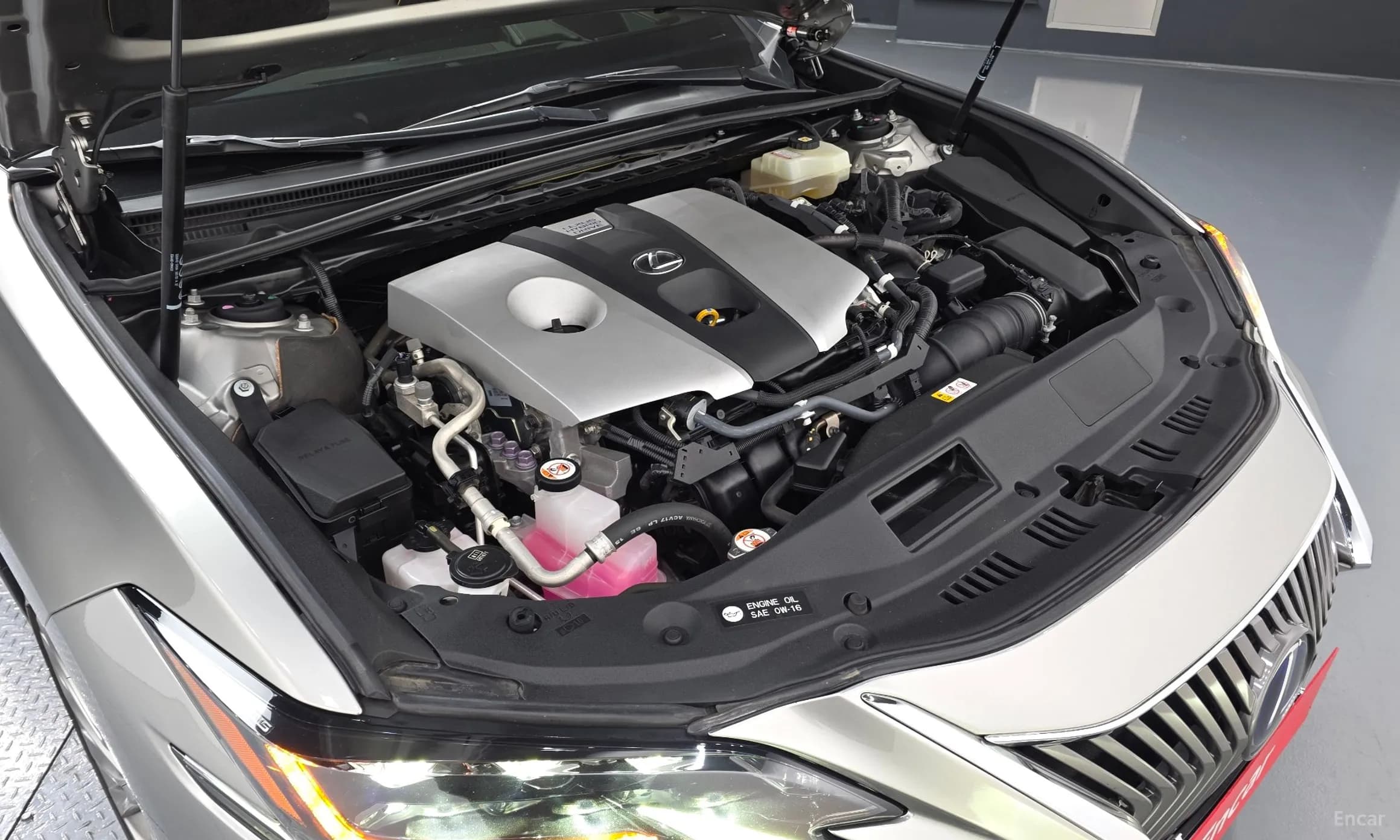 ES300h 7th Generation