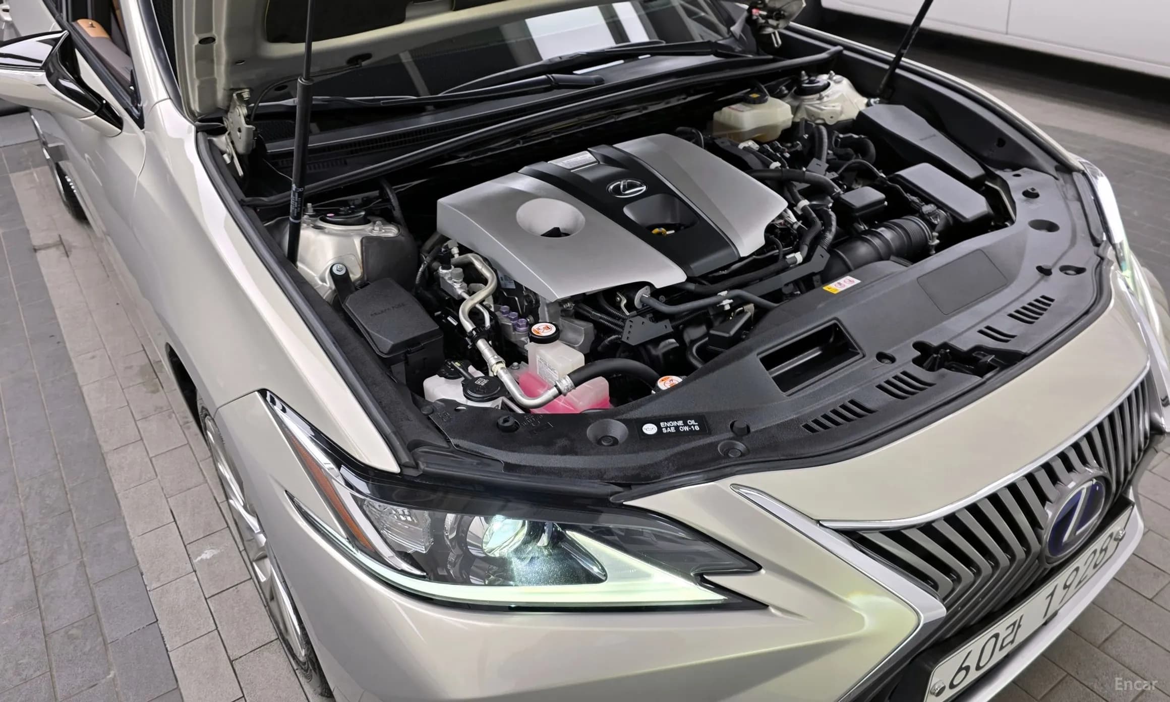 ES300h 7th Generation