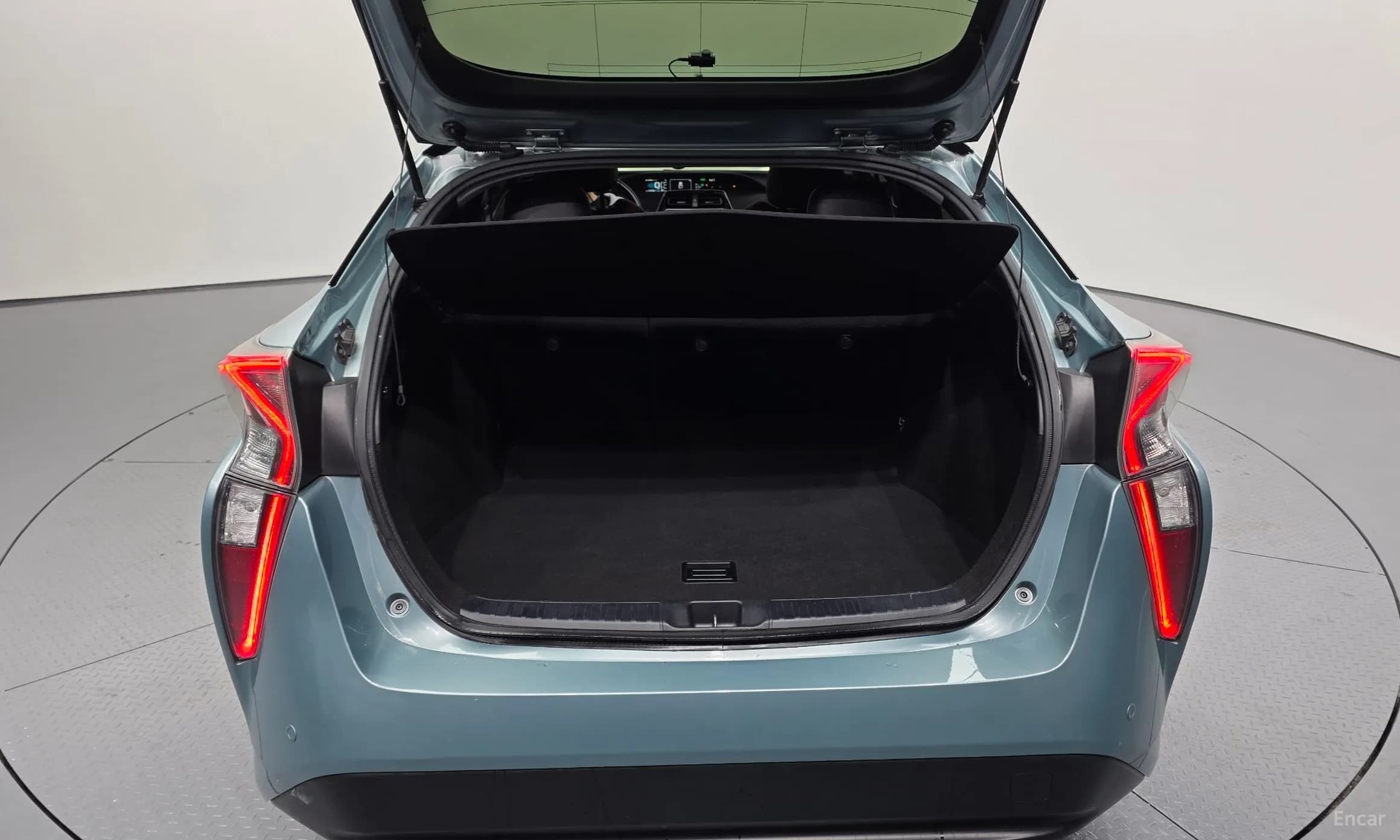 Prius 4th Generation