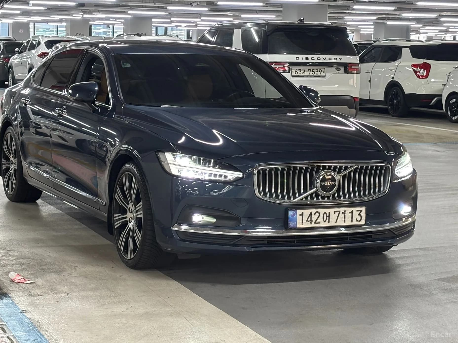 S90