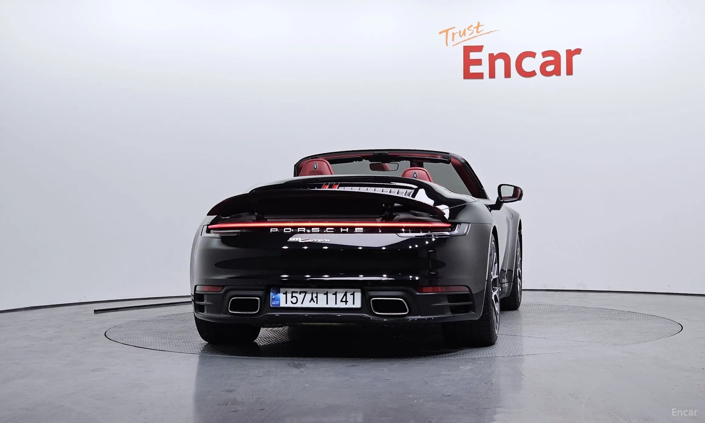 911 (992)