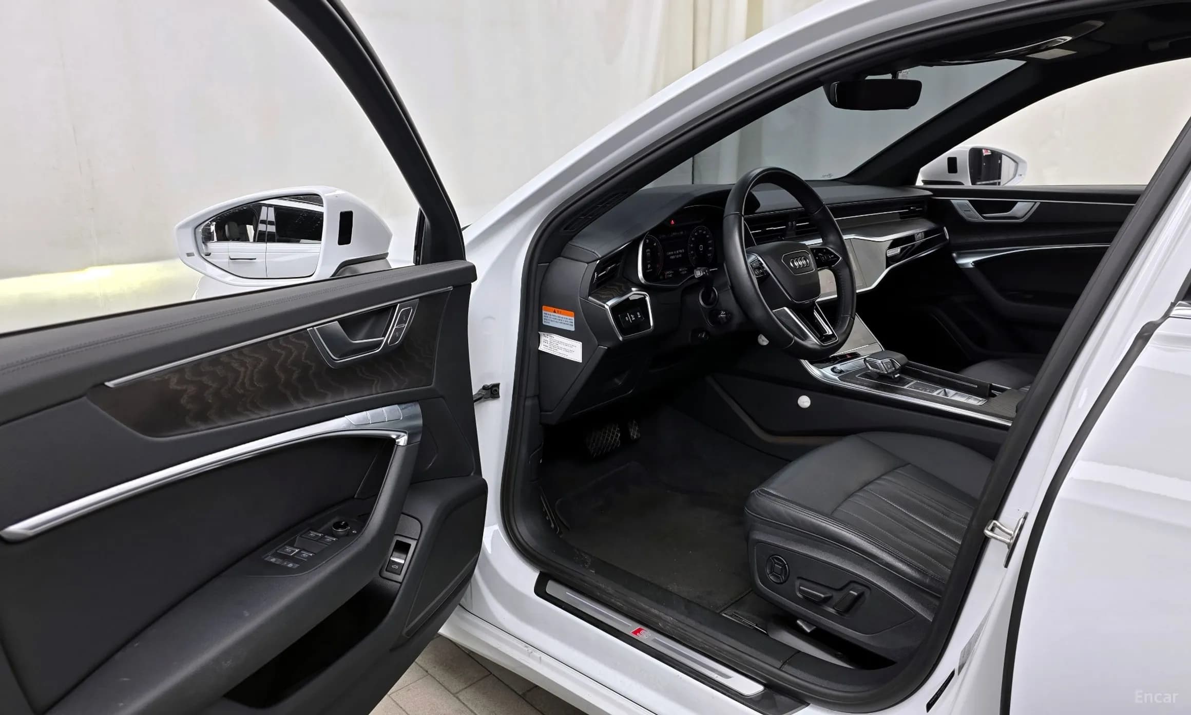 A6 (C8)