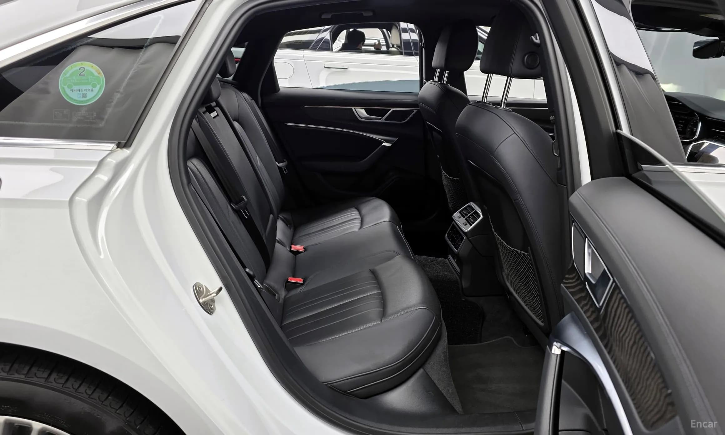A6 (C8)
