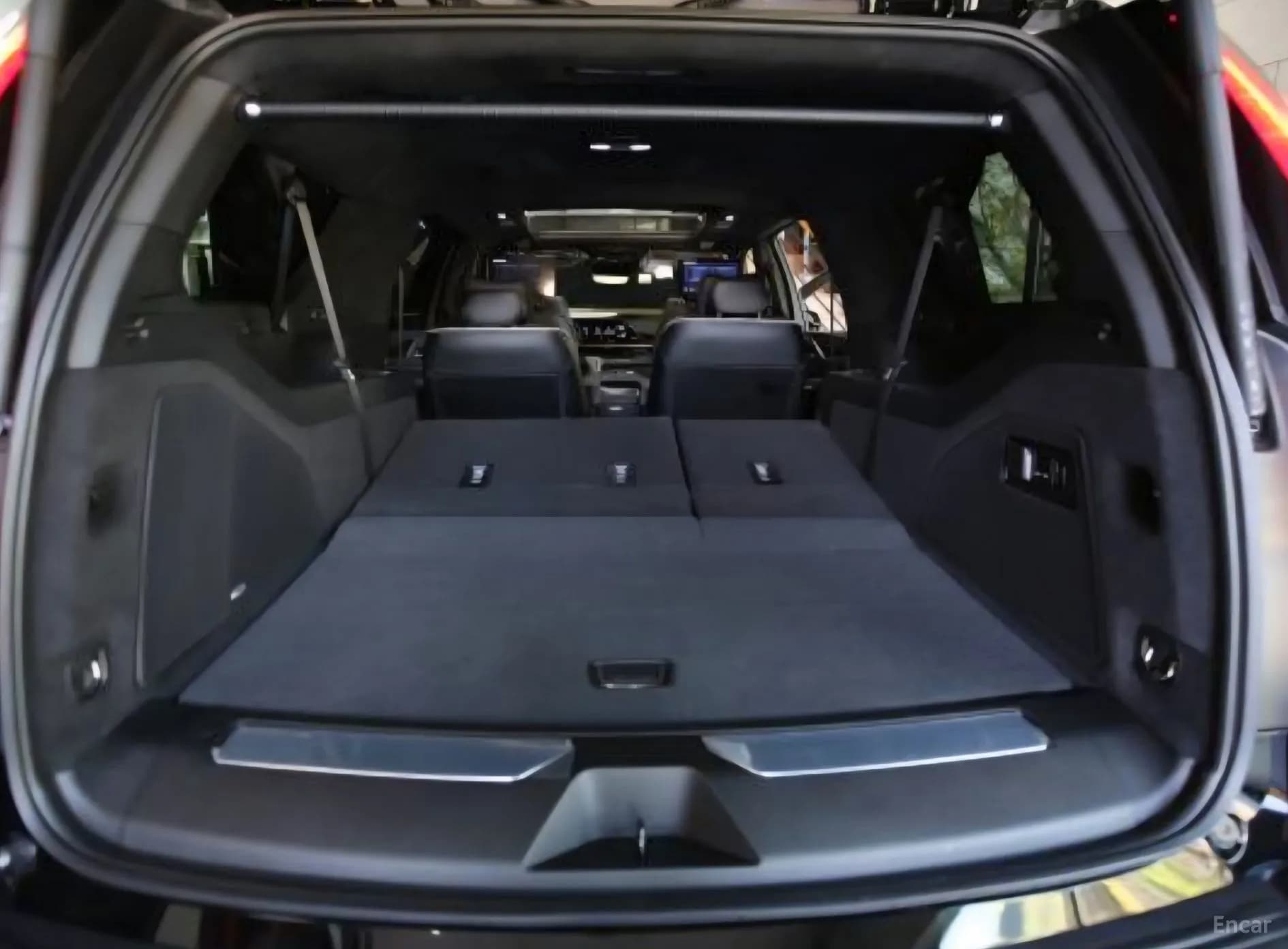 Escalade 5th Generation