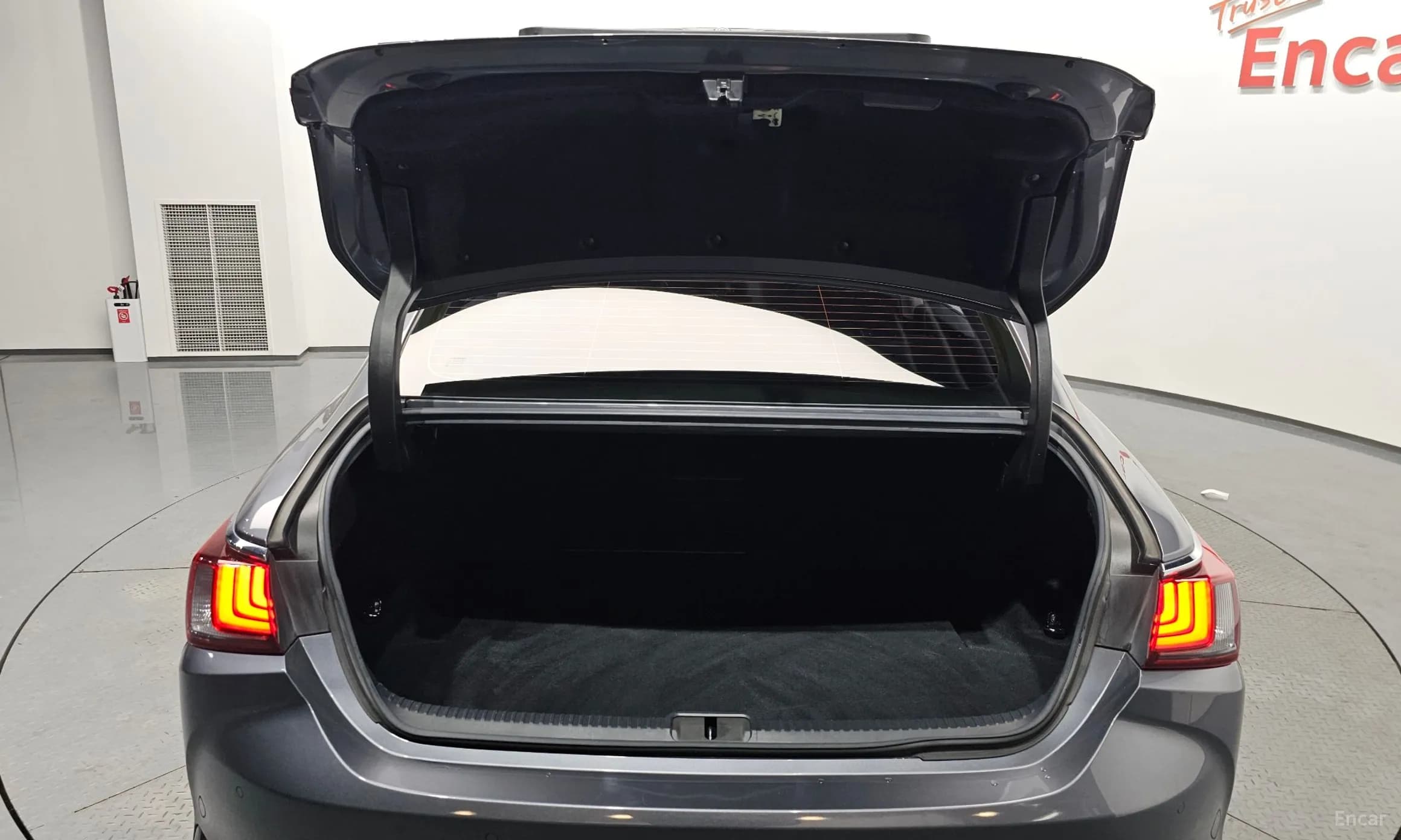 ES300h 7th Generation