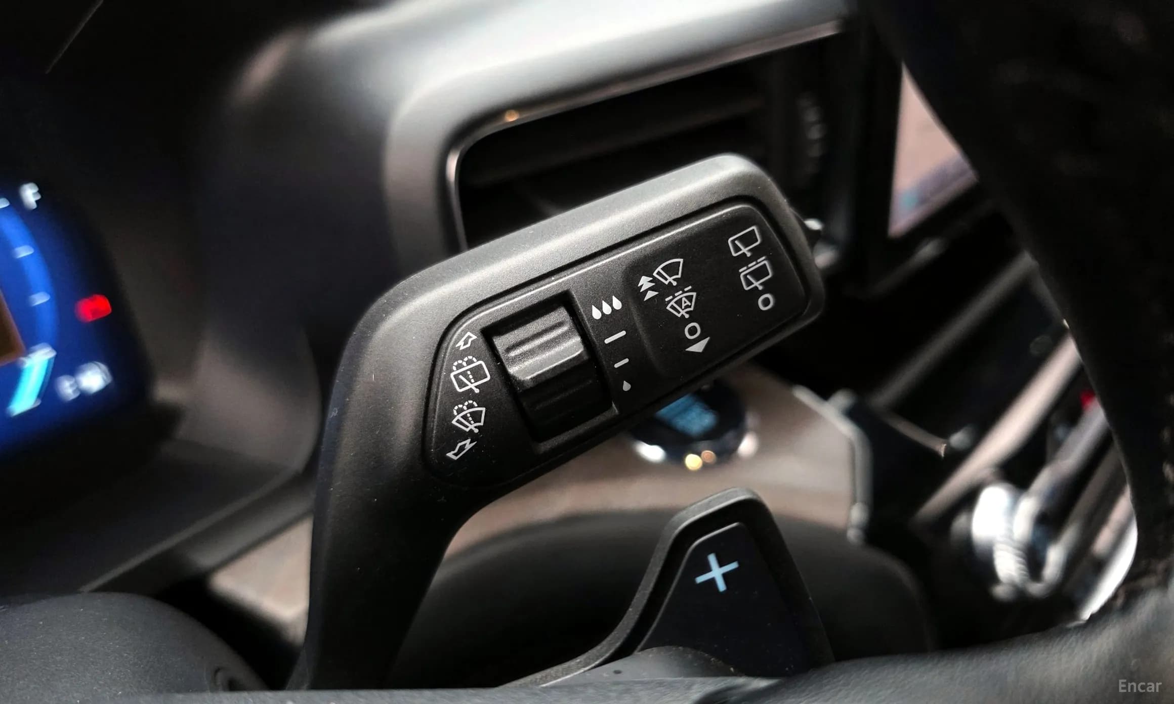 Explorer 6th Generation