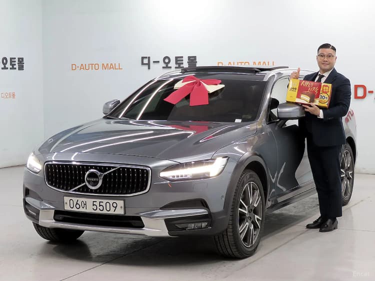 V90 Cross Country