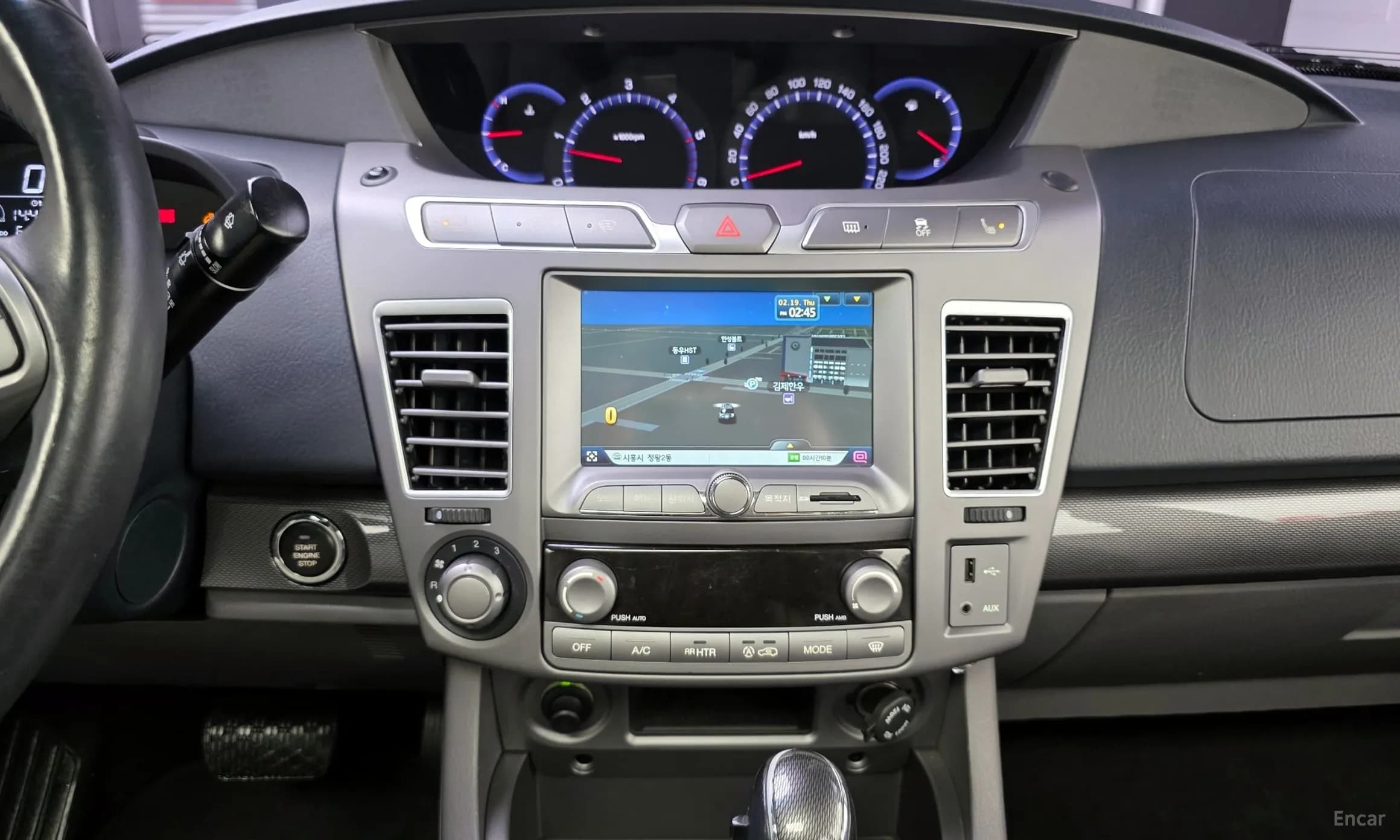 Korando Turismo