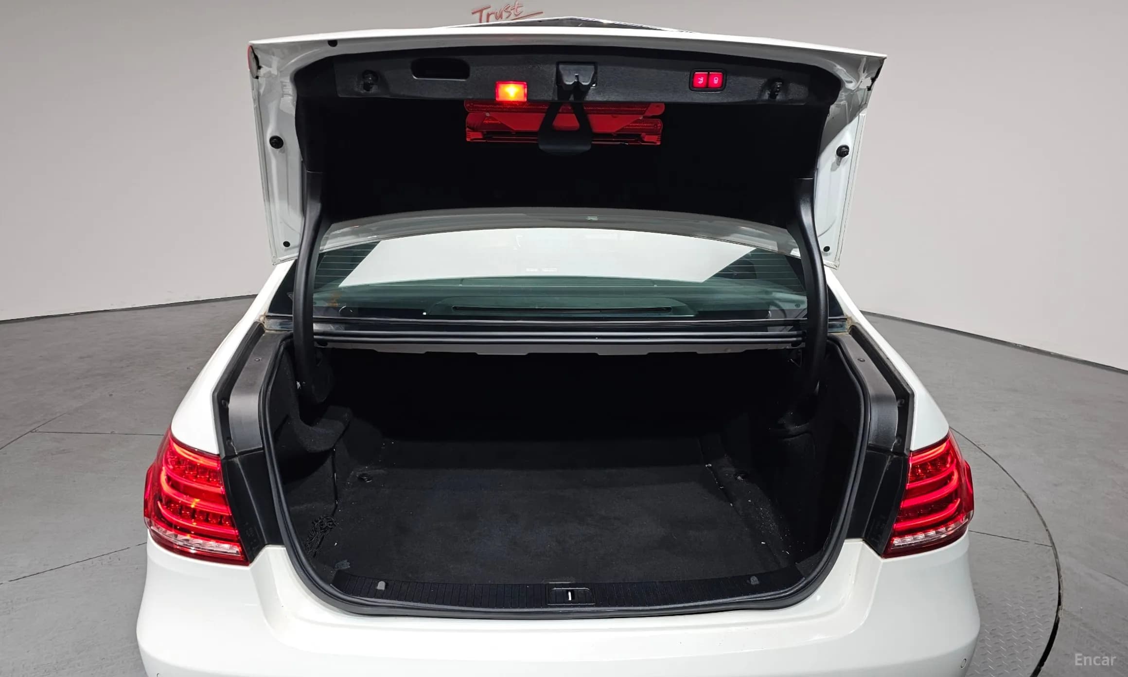 E-Class W212