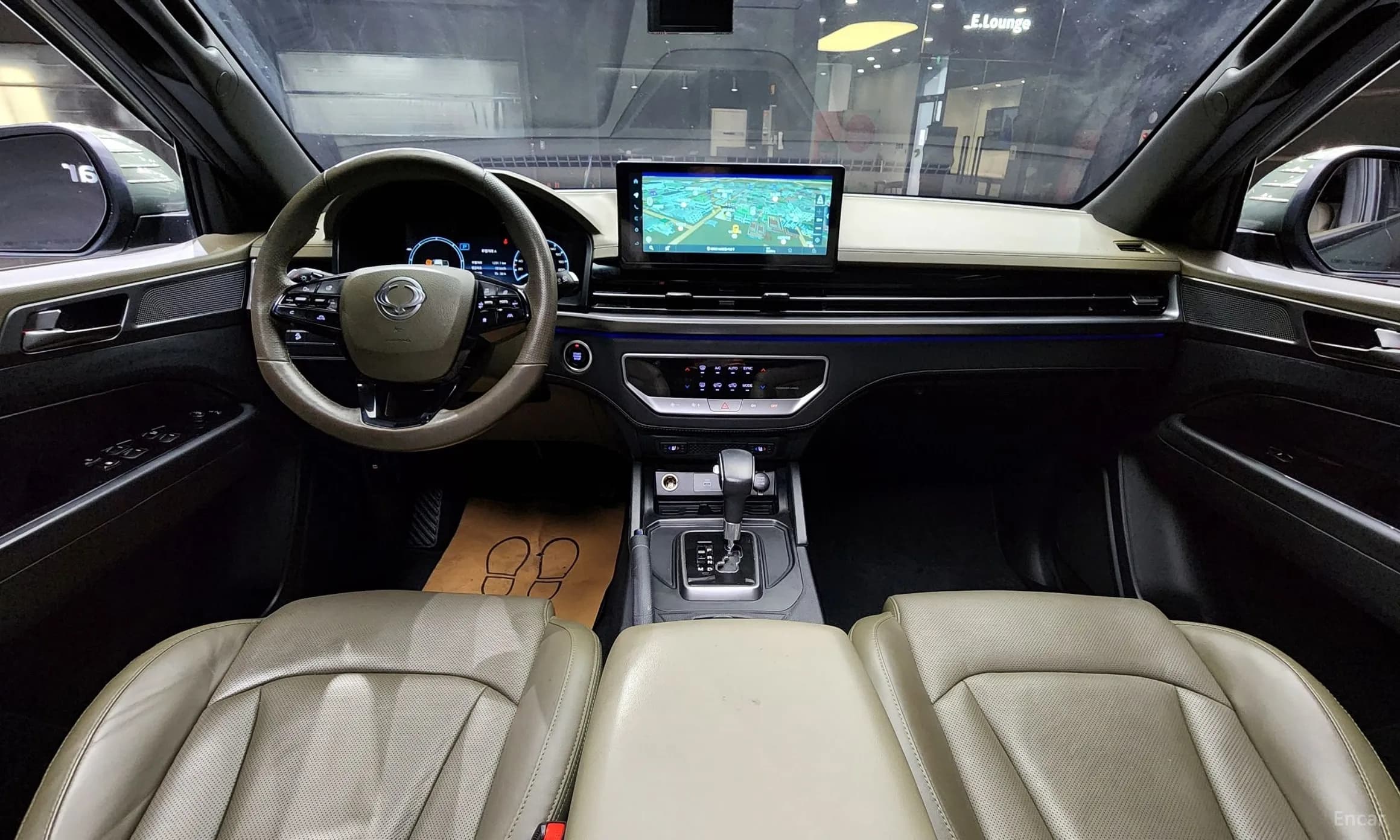 Rexton Sports Khan