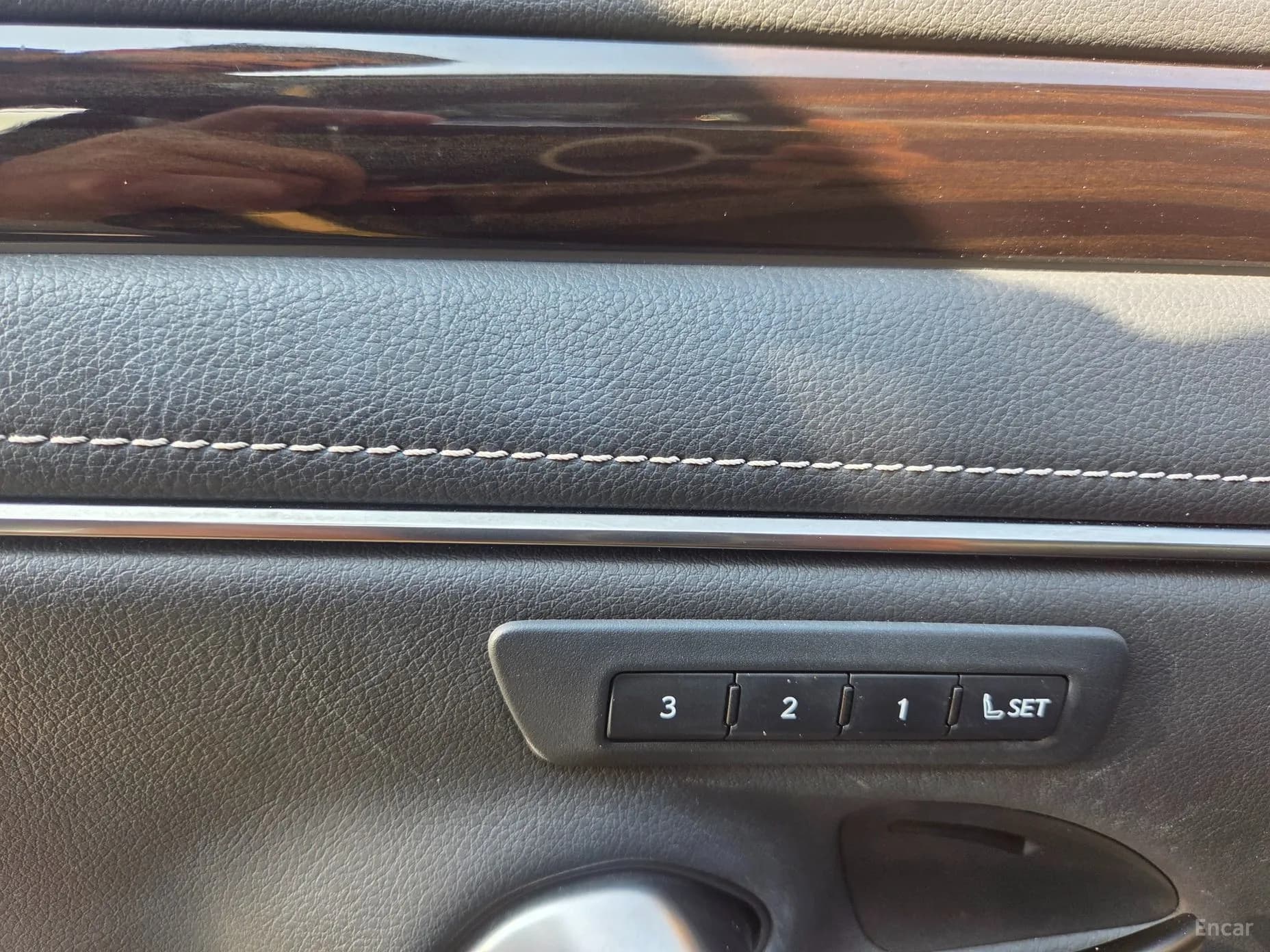 ES300h 7th Generation