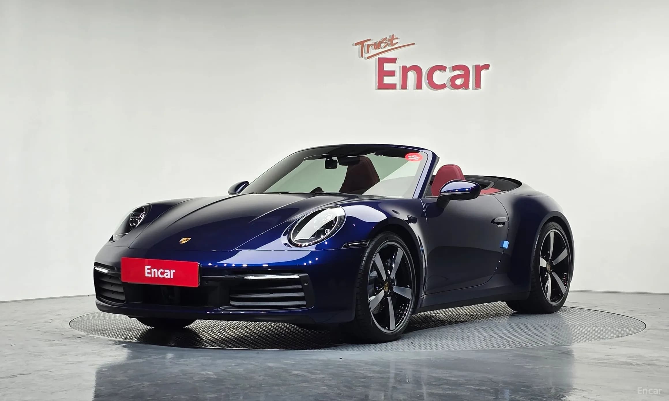 911 (992)