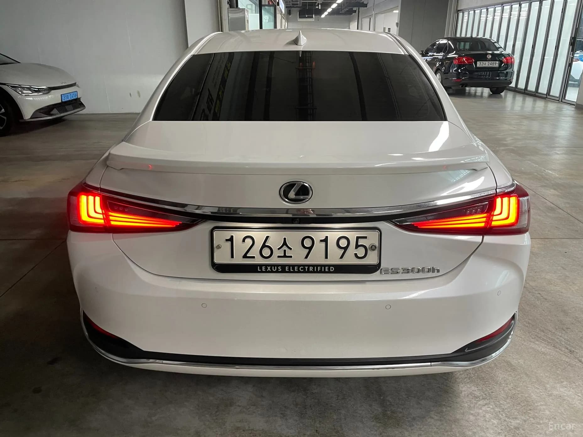 ES300h 7th Generation