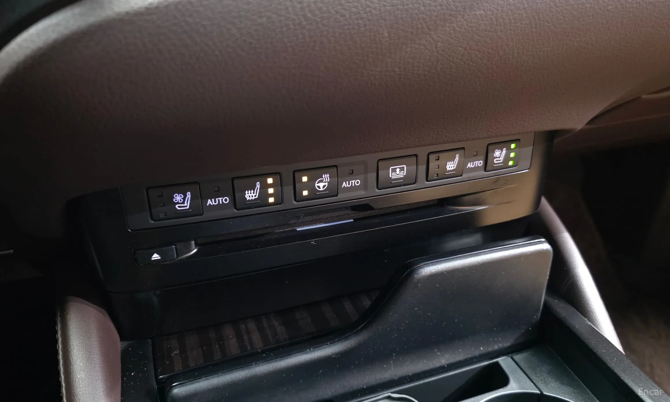 ES300h 7th Generation