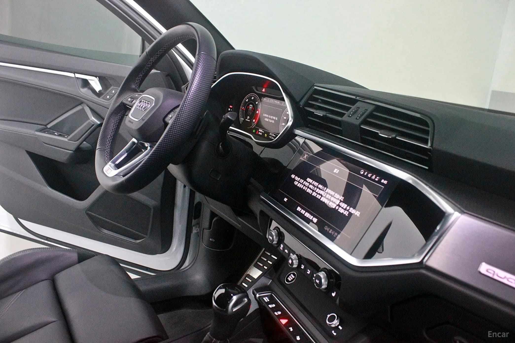Q3 (F3)