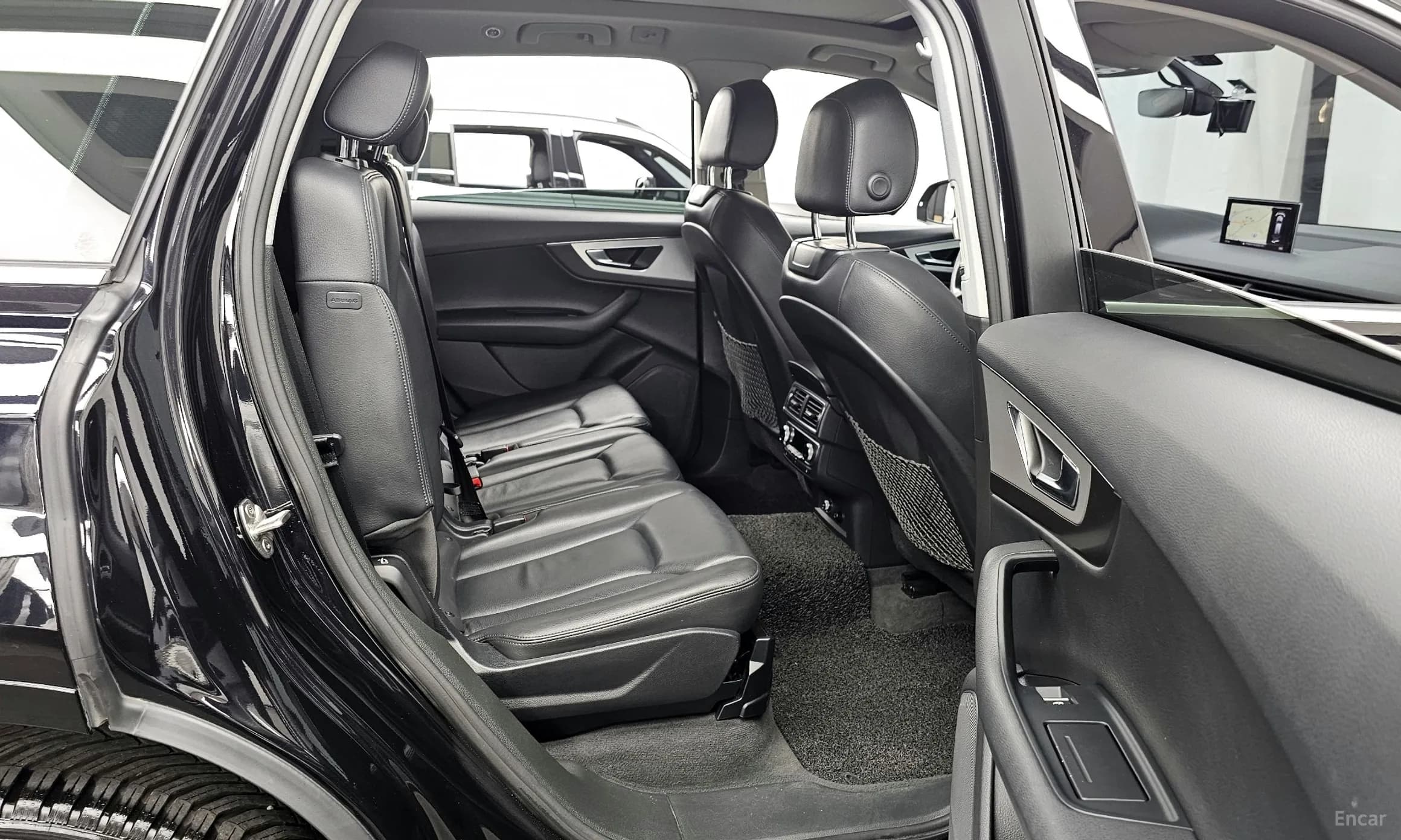 Q7 (4M)