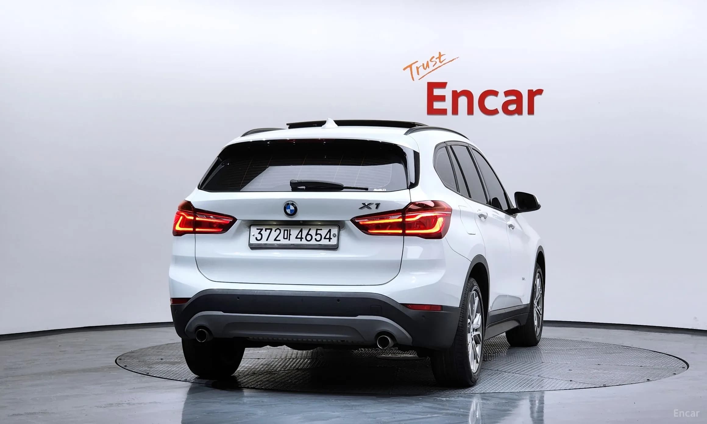 X1 (F48)