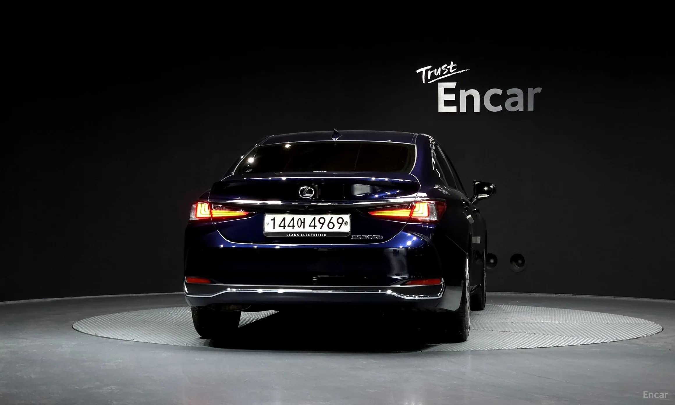 ES300h 7th Generation