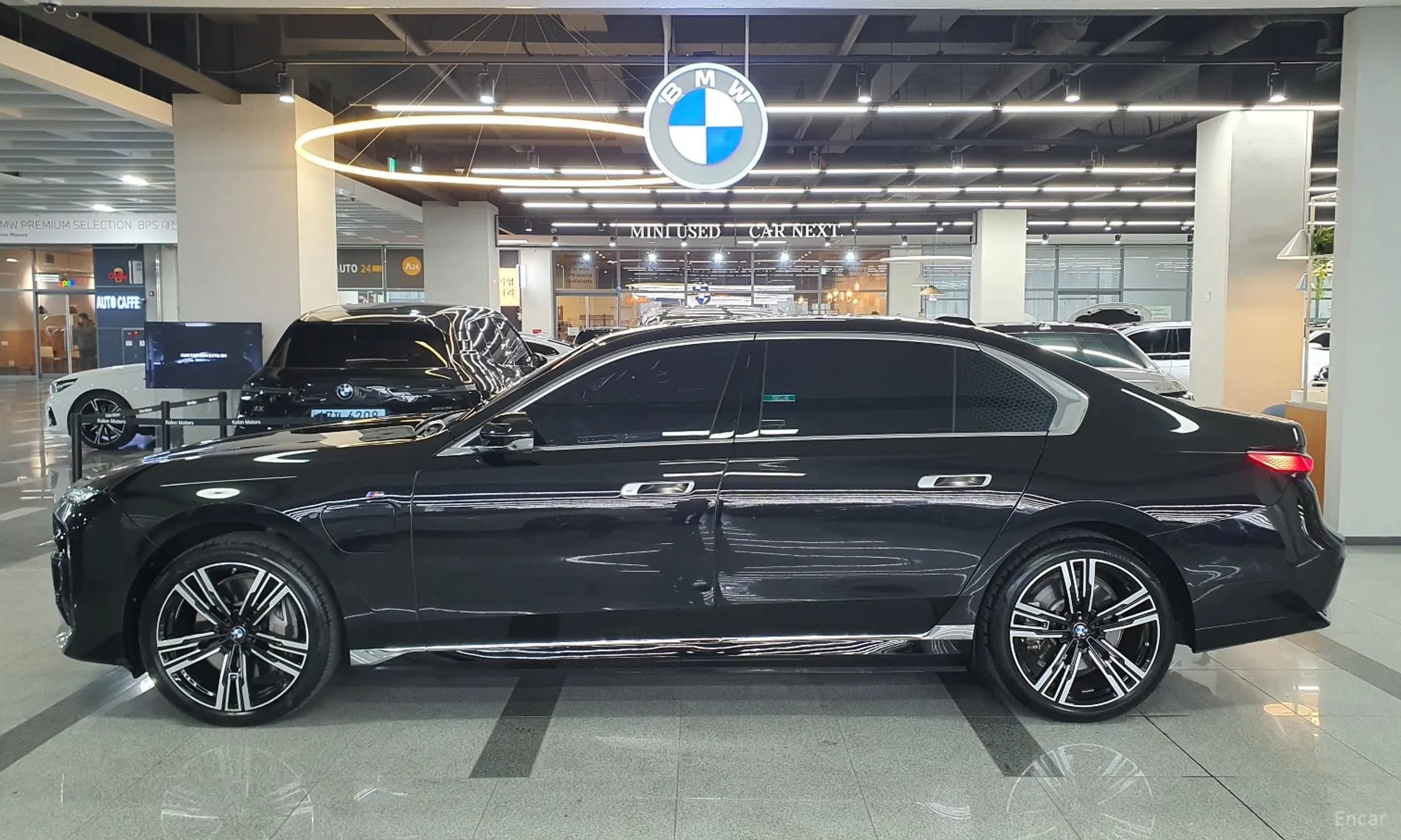 7 Series (G70)