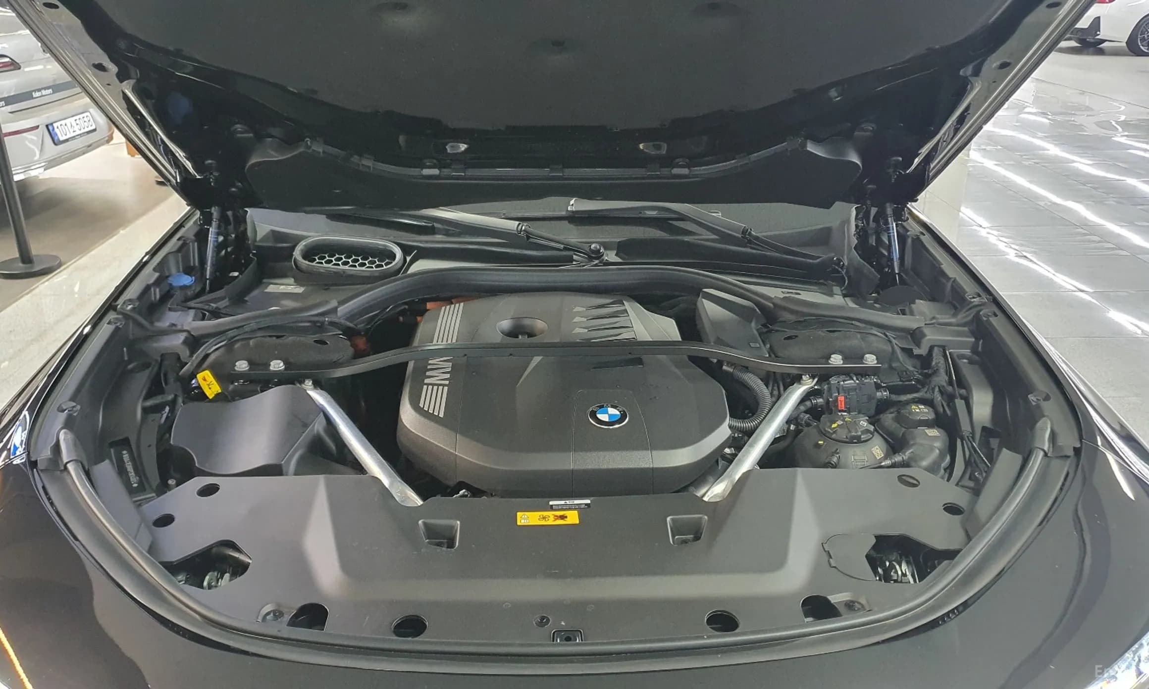 7 Series (G70)