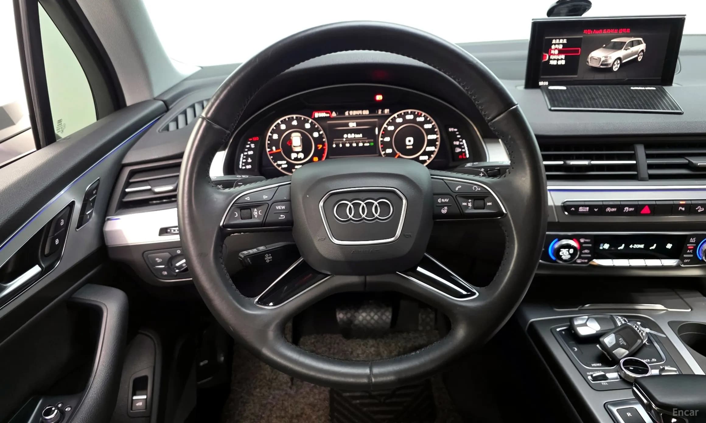 Q7 (4M)