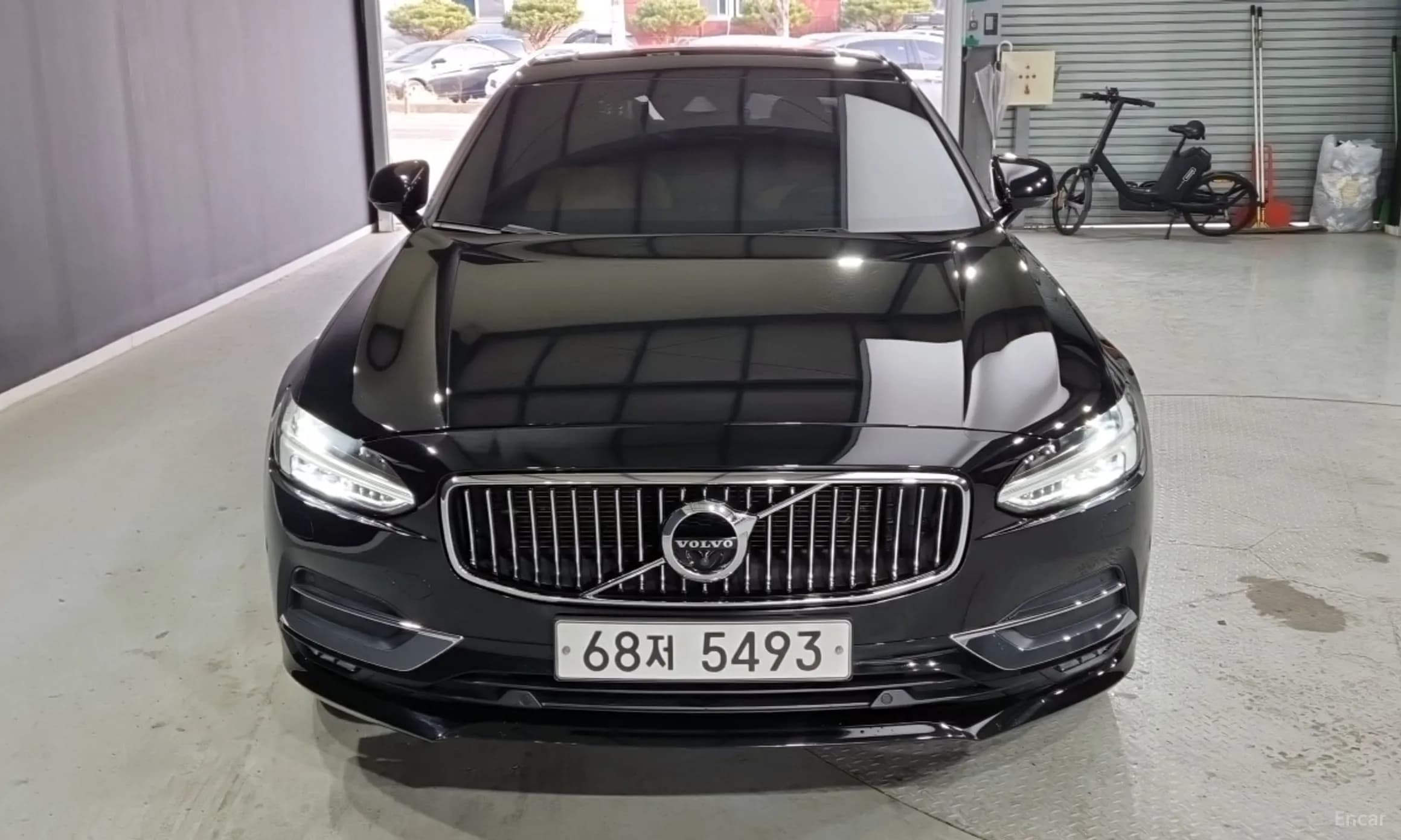 S90