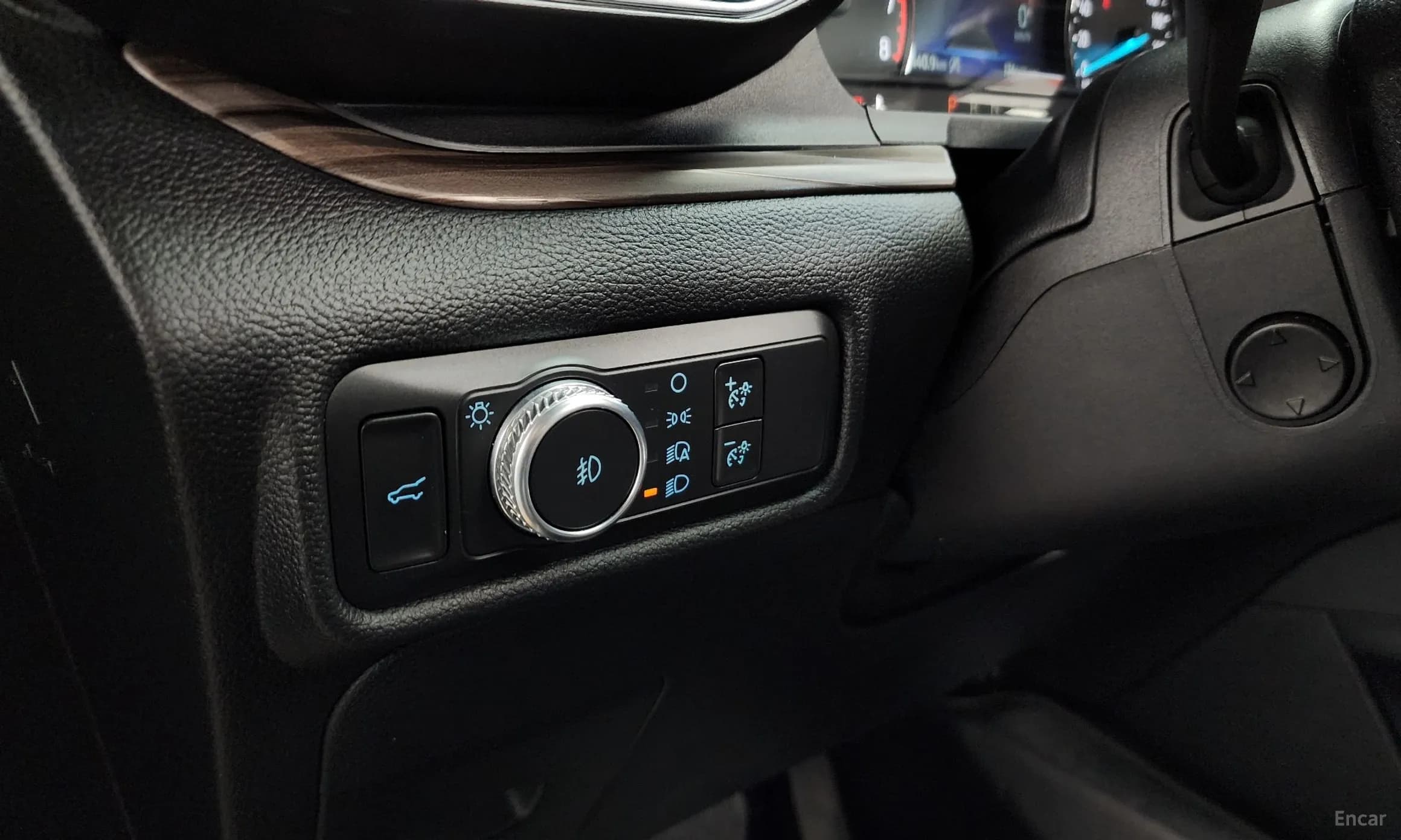 Explorer 6th Generation