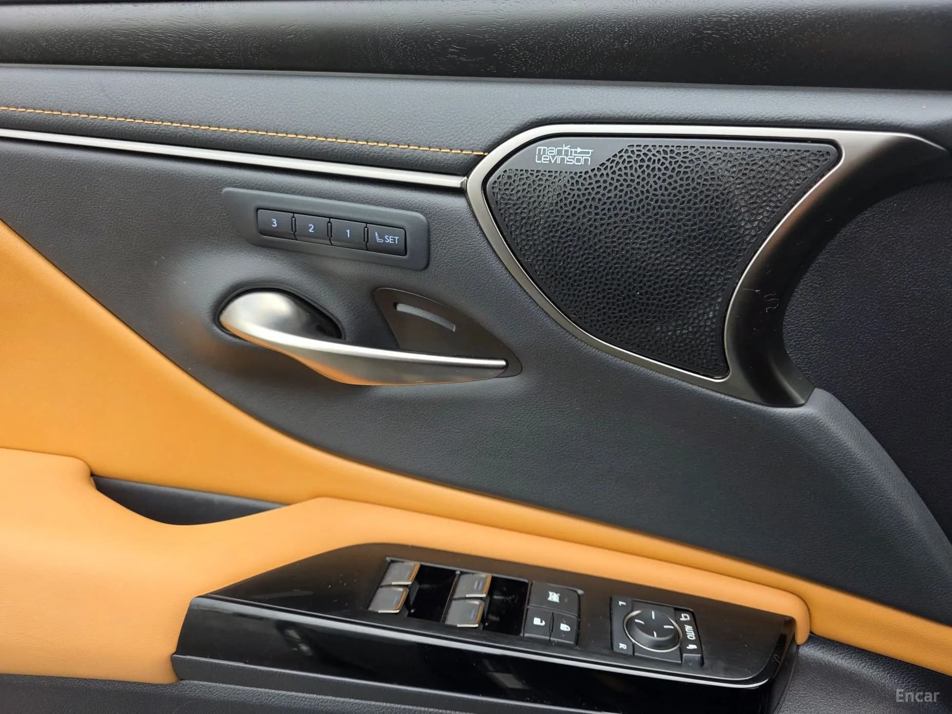 ES300h 7th Generation