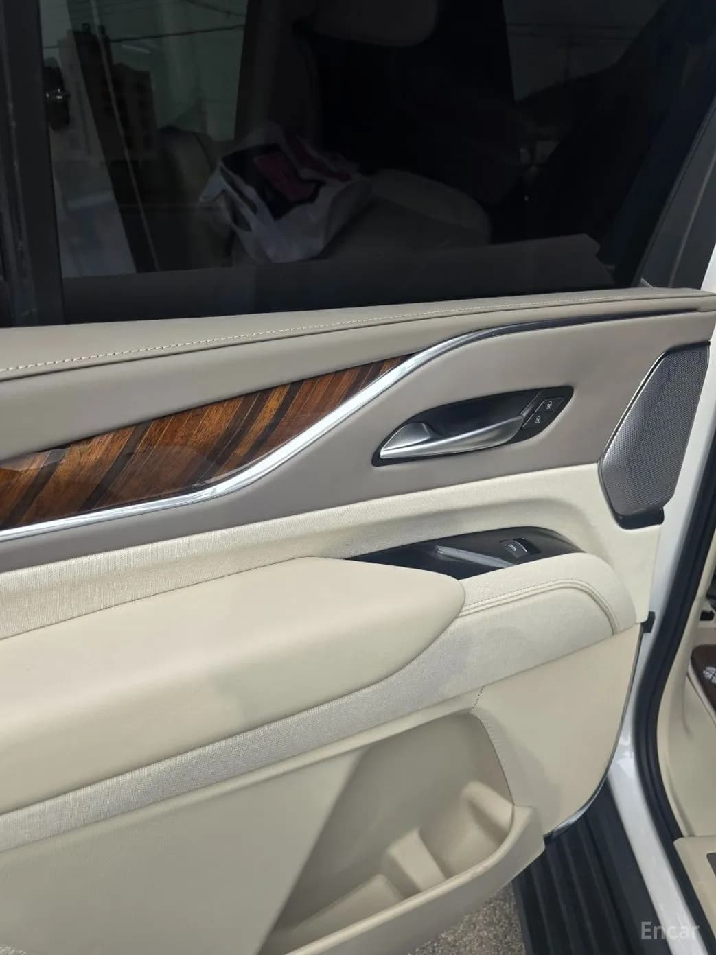 Escalade 5th Generation