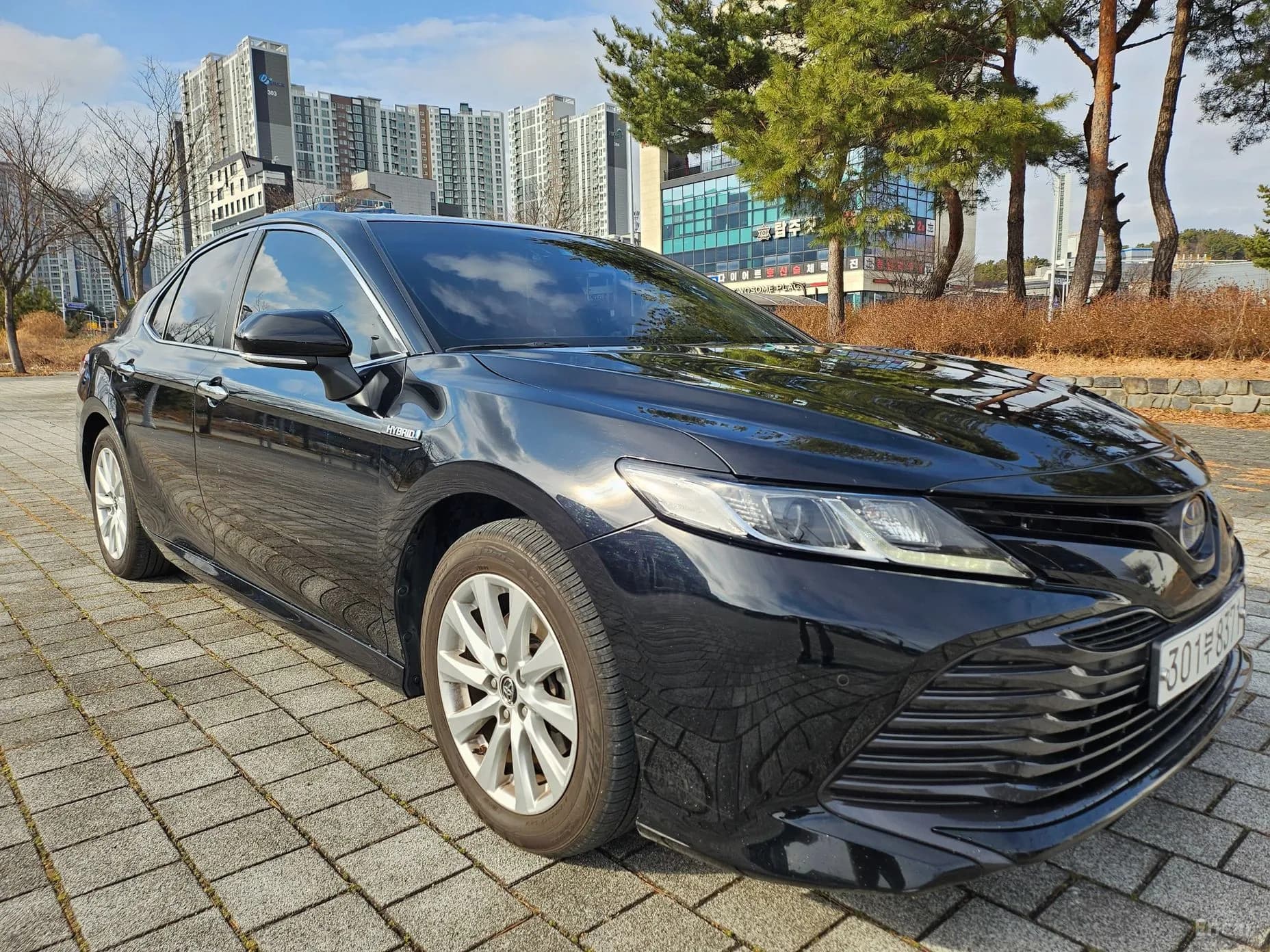 Camry (XV70)
