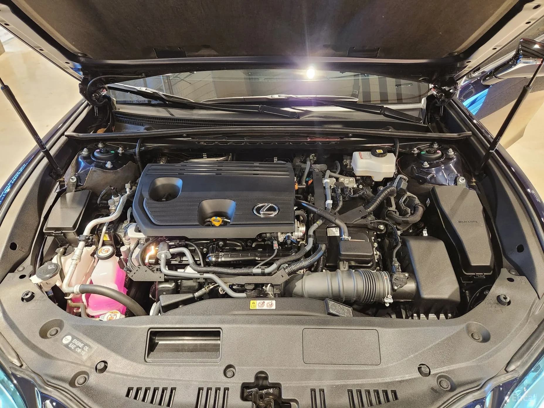 ES300h 7th Generation