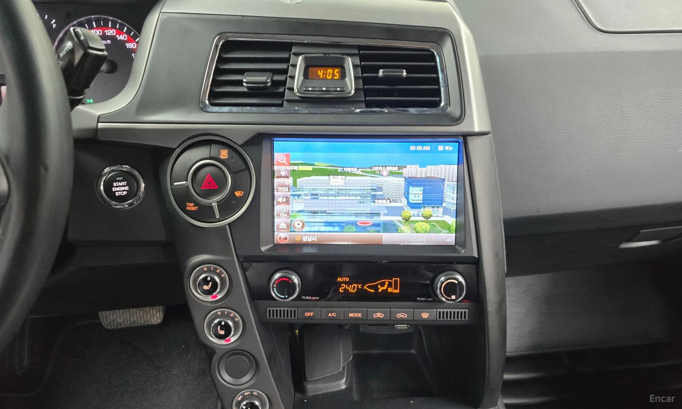 Korando Sports