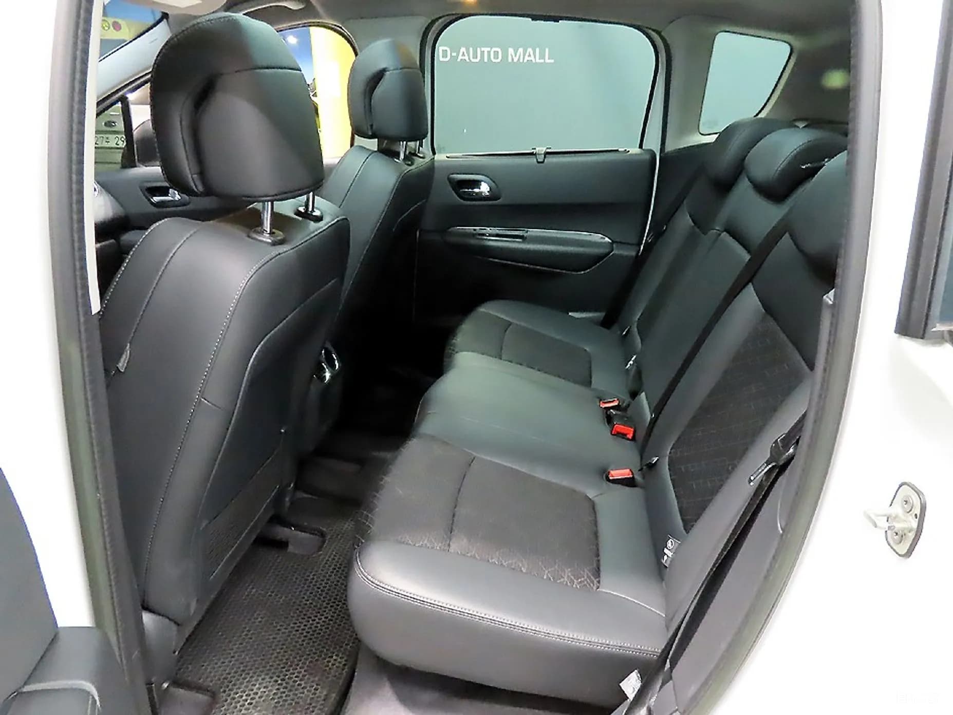 m1Bw200E2YqeygG33_dc2:3007