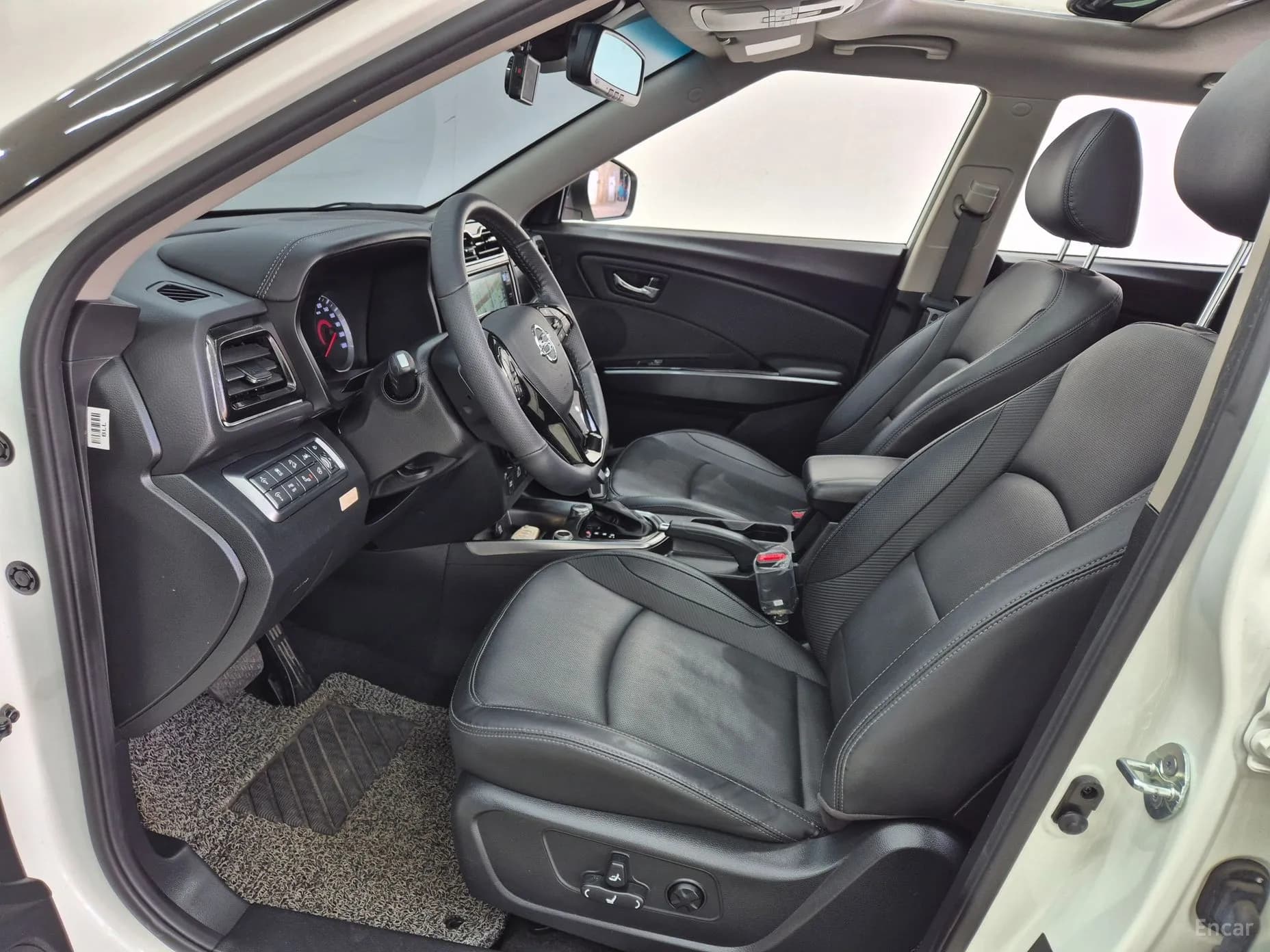 Berry New Tivoli