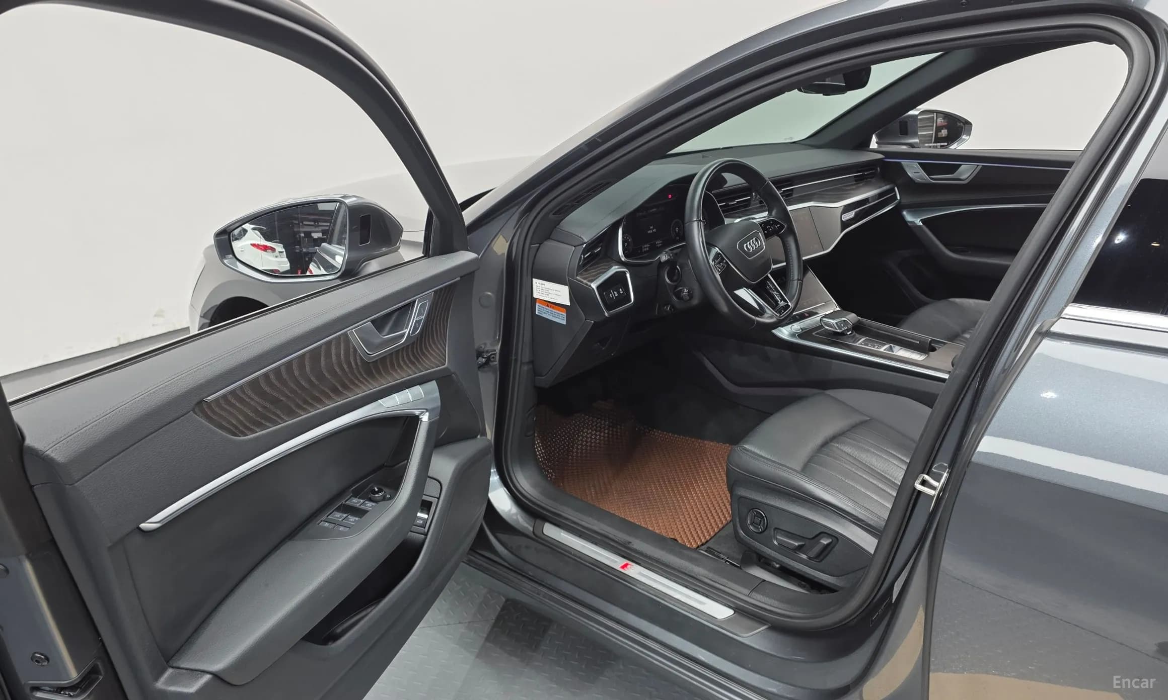 A6 (C8)