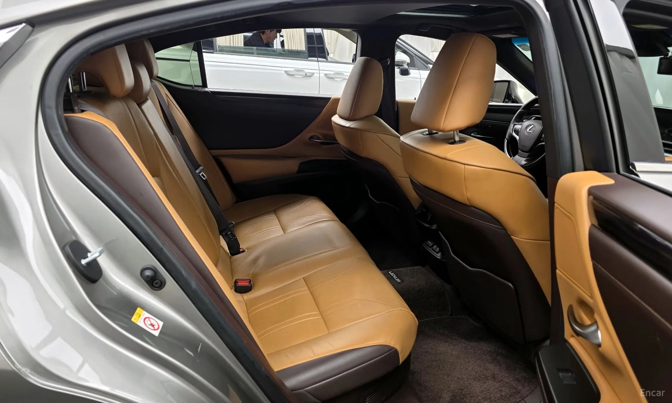 ES300h 7th Generation