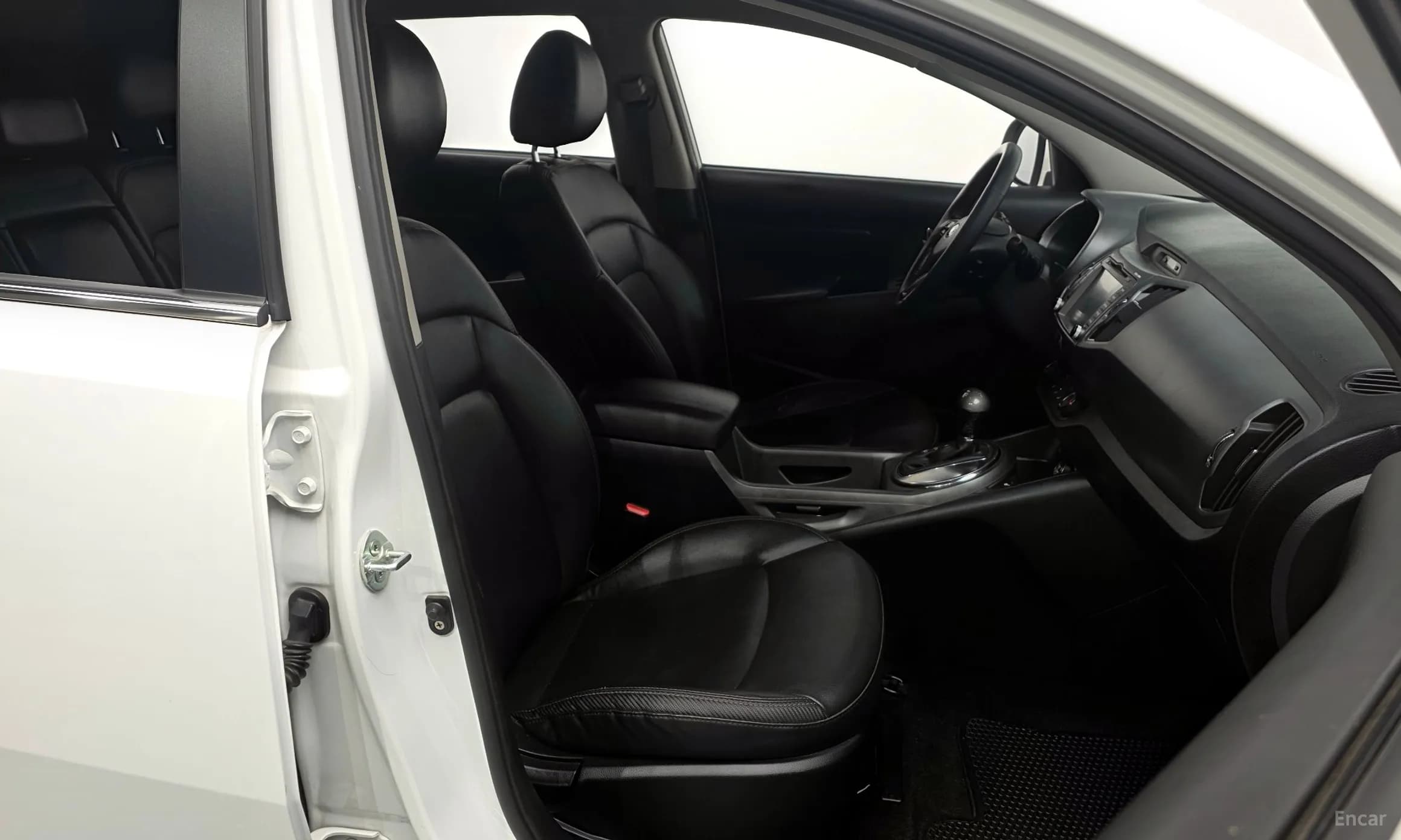 The New Sportage R