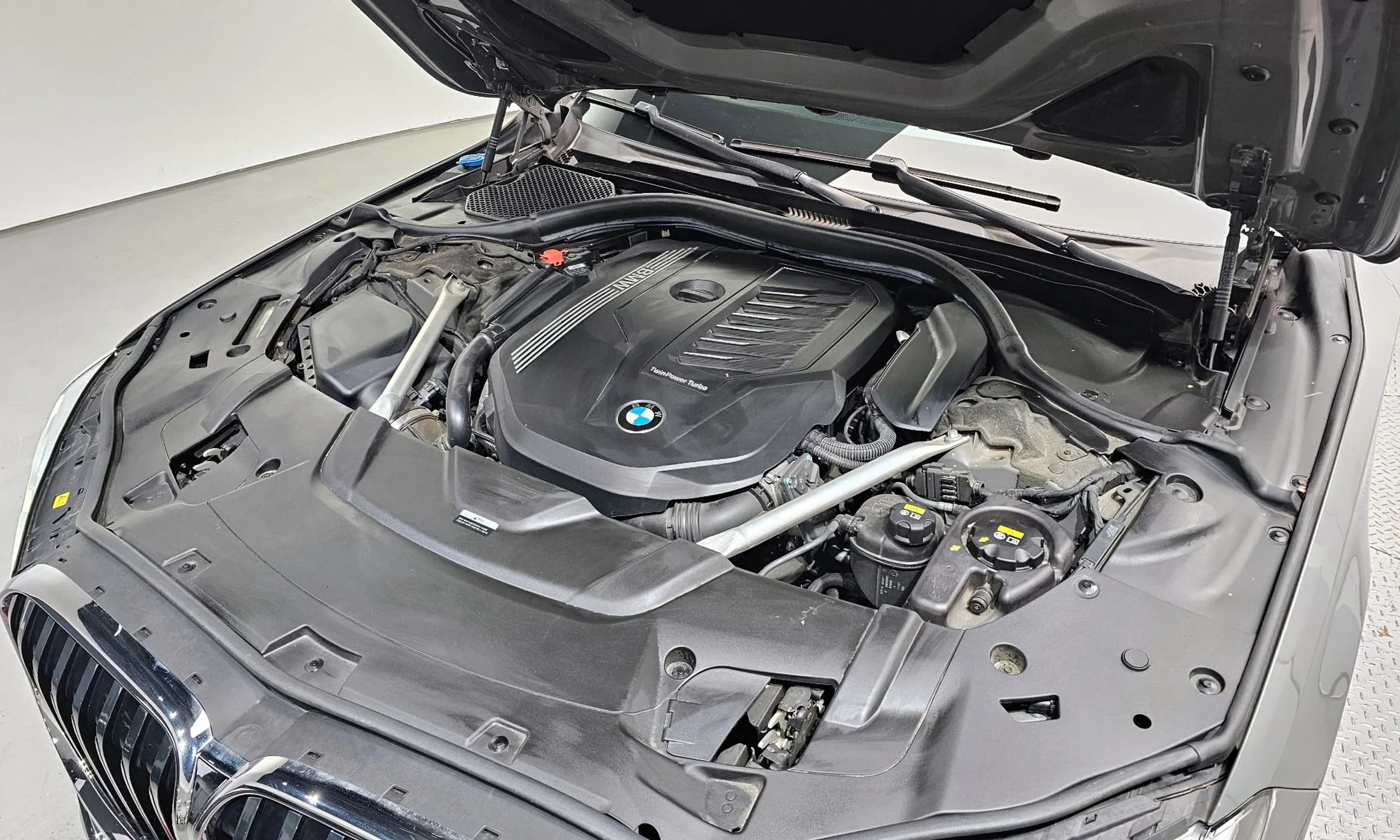 7 Series (G11)