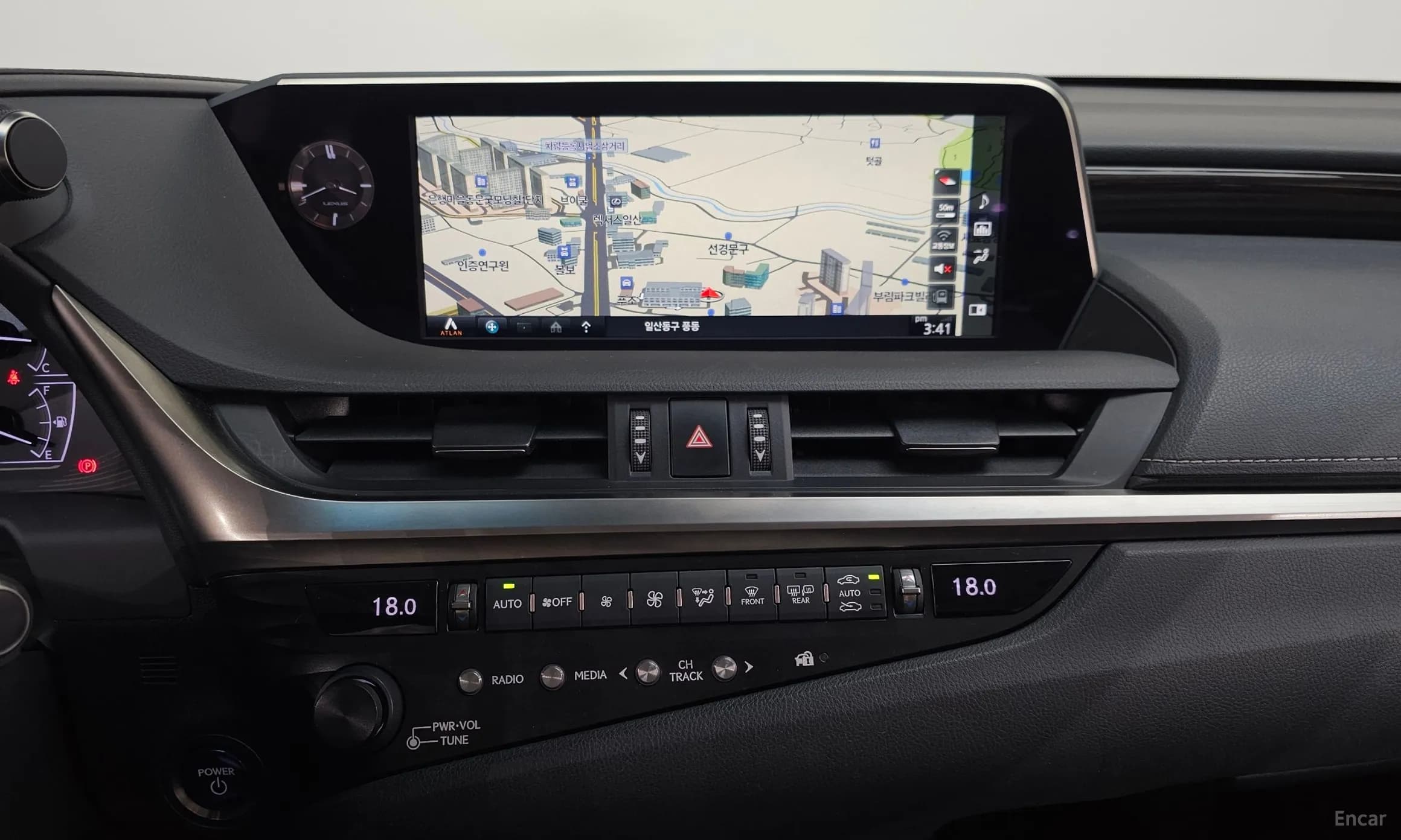 ES300h 7th Generation