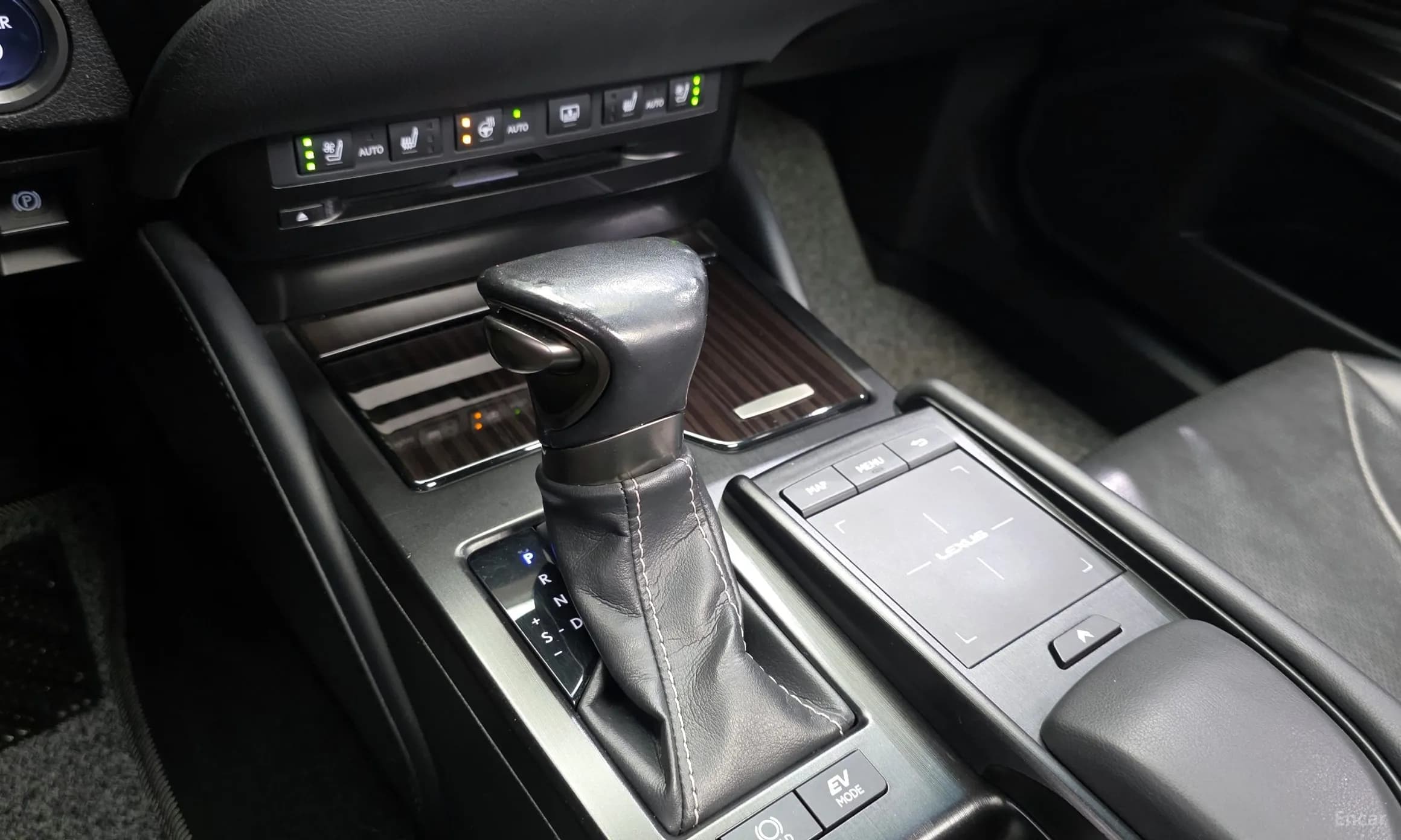 ES300h 7th Generation