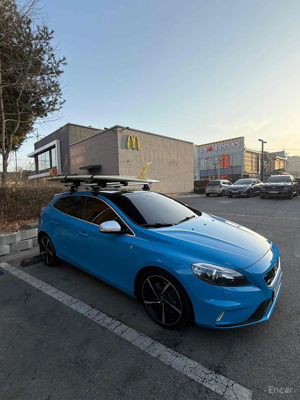 V40