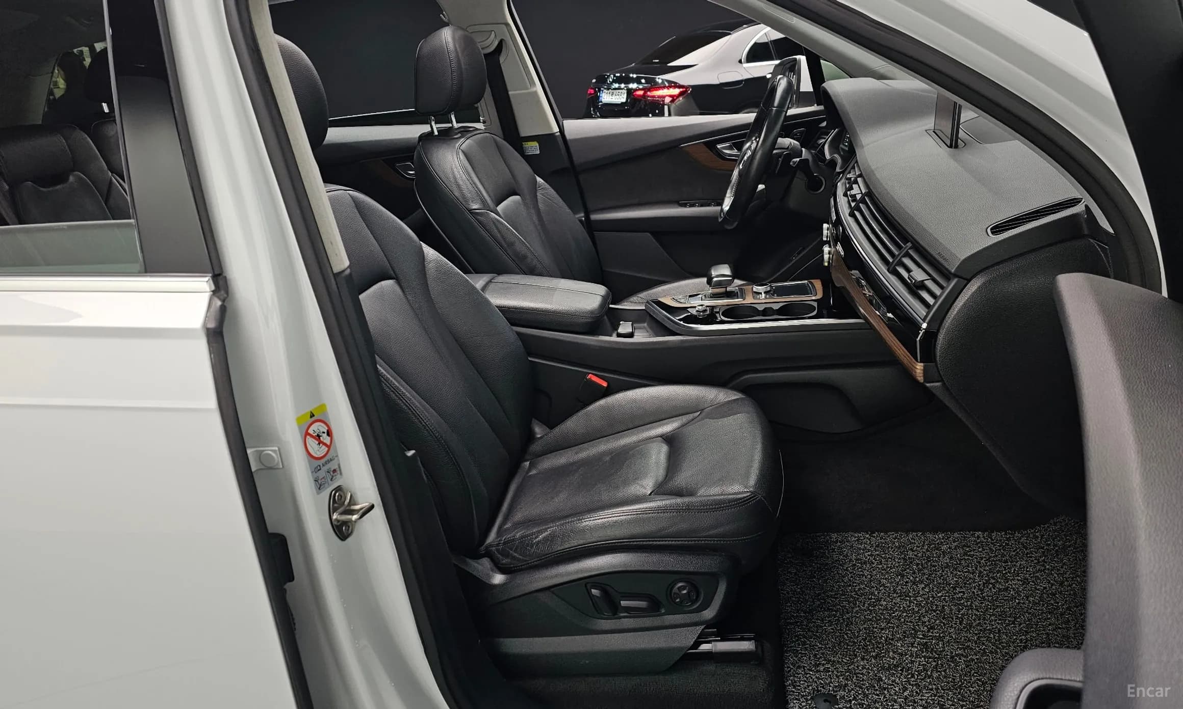 Q7 (4M)