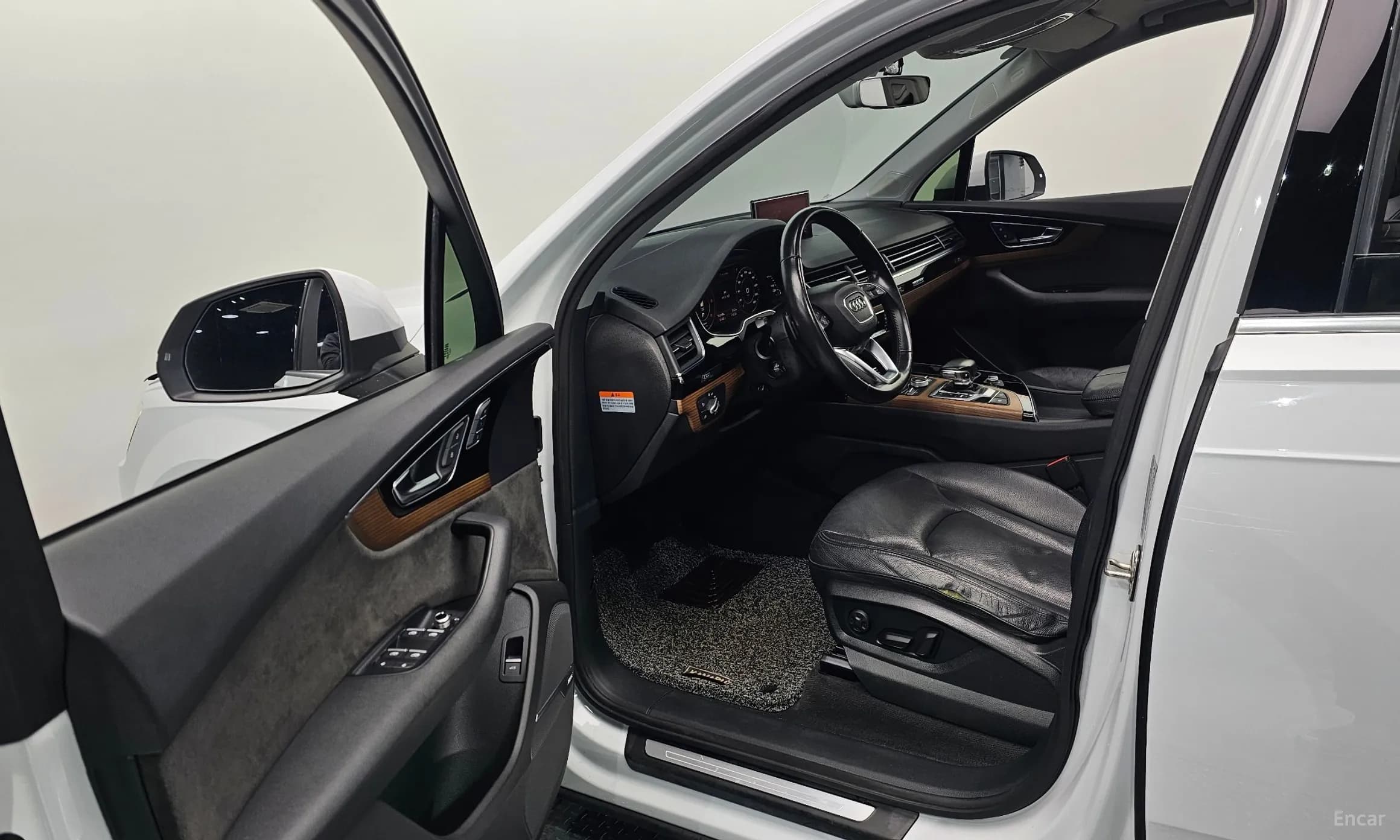 Q7 (4M)