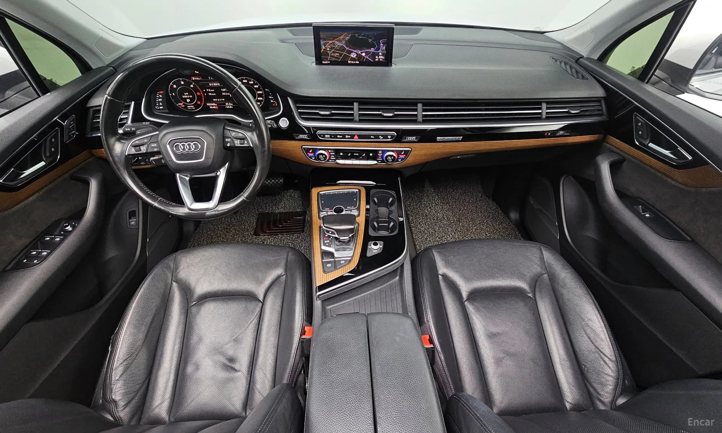 Q7 (4M)